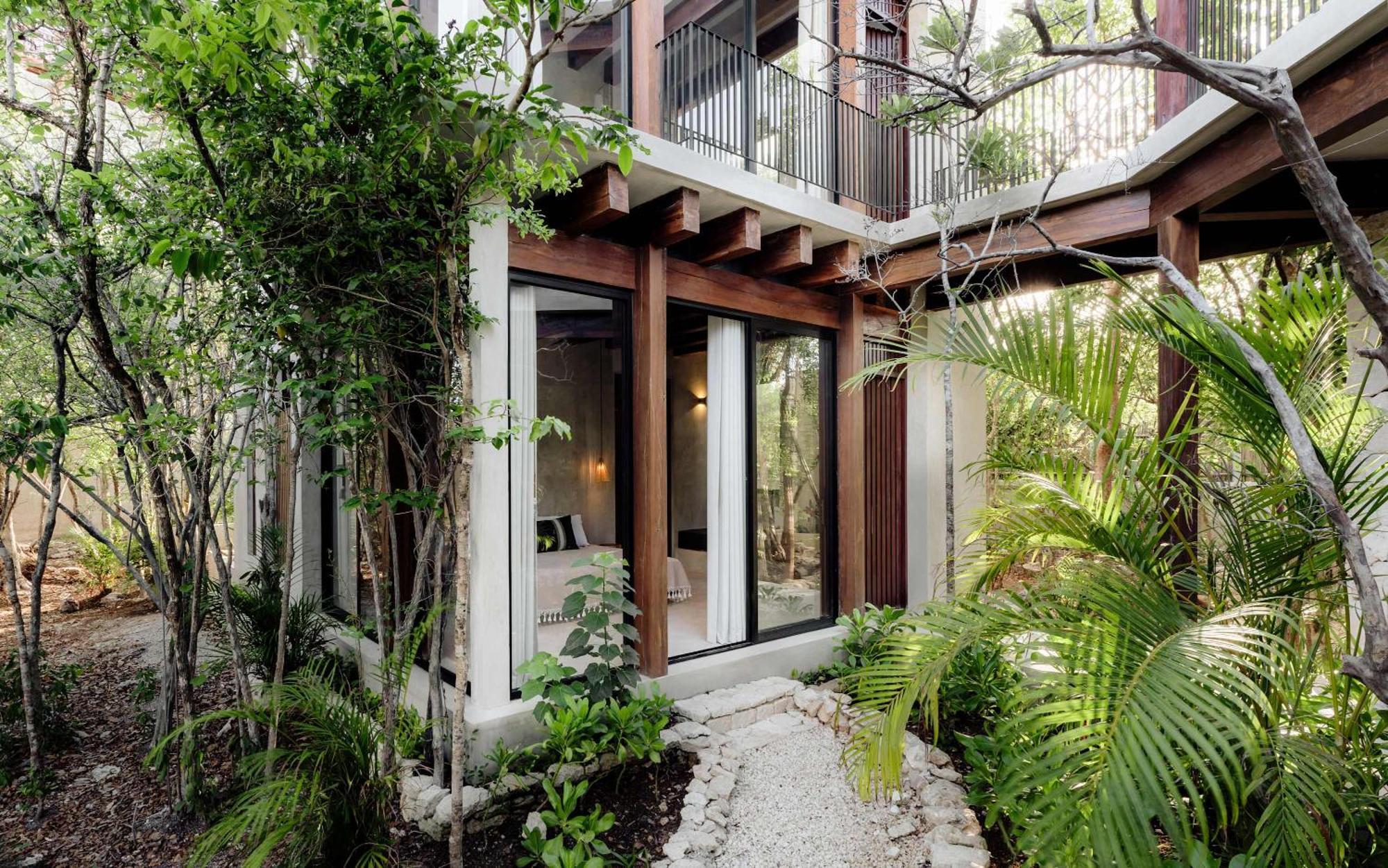 Apapacho - Sleeps 20 - Private Jungle Pool Oasis Holiday home