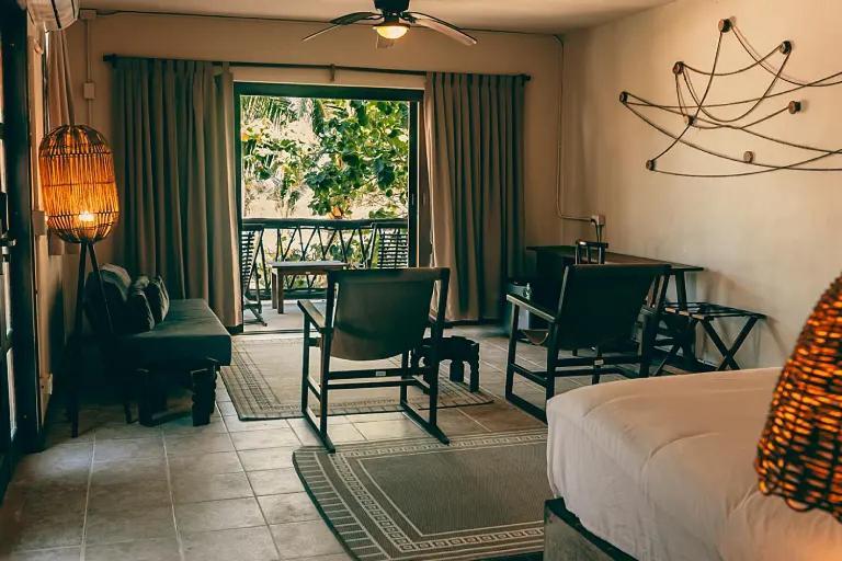 Mia Beachfront - Ocean View And Club 4*