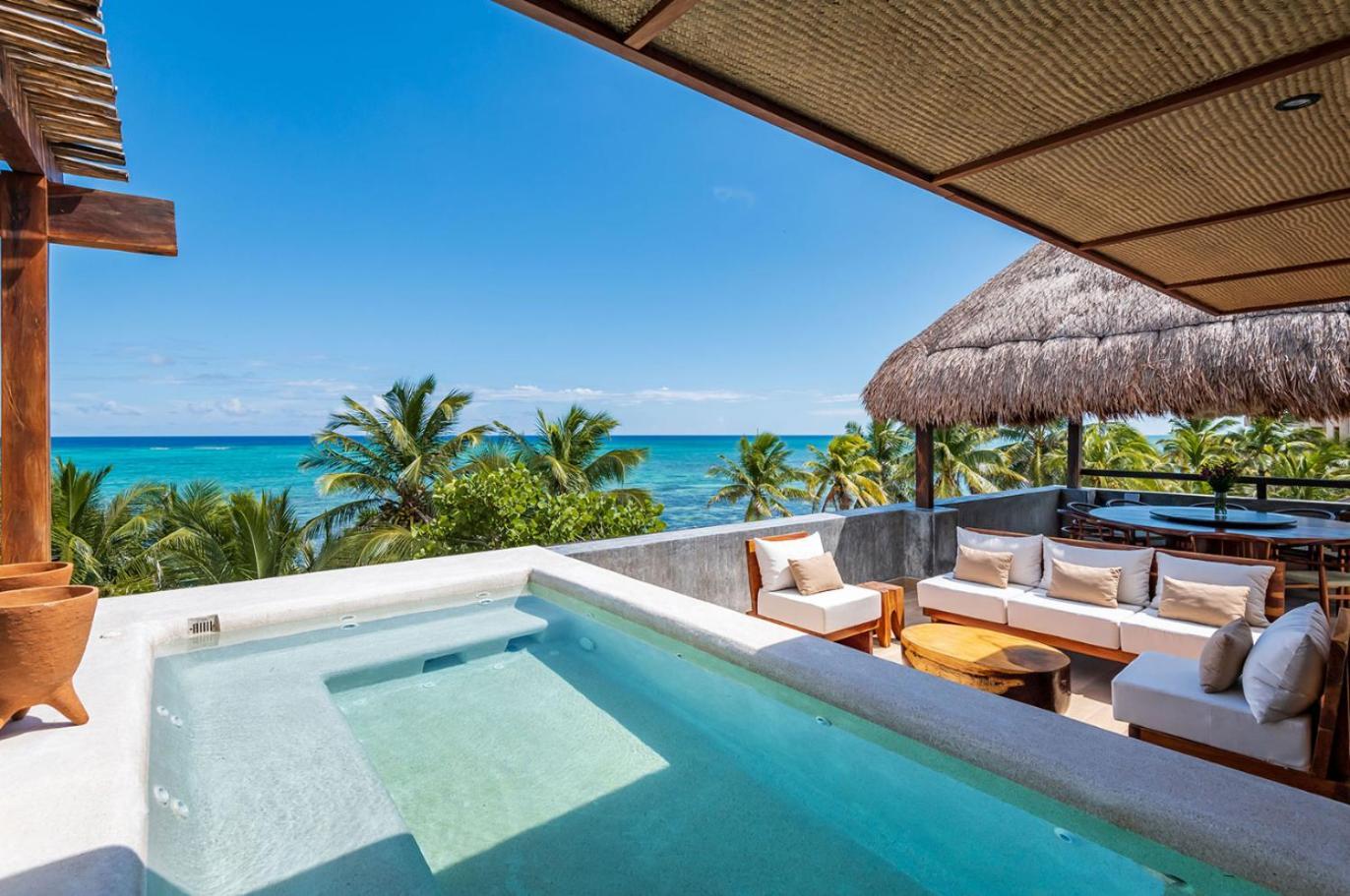 Villa Beachfront Tankah 3 For 18 Guests! *