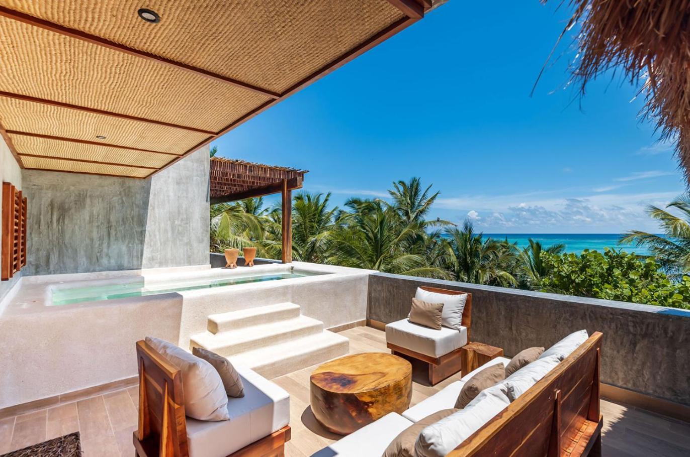 Beachfront Tankah 3 For 18 Guests! Villa *