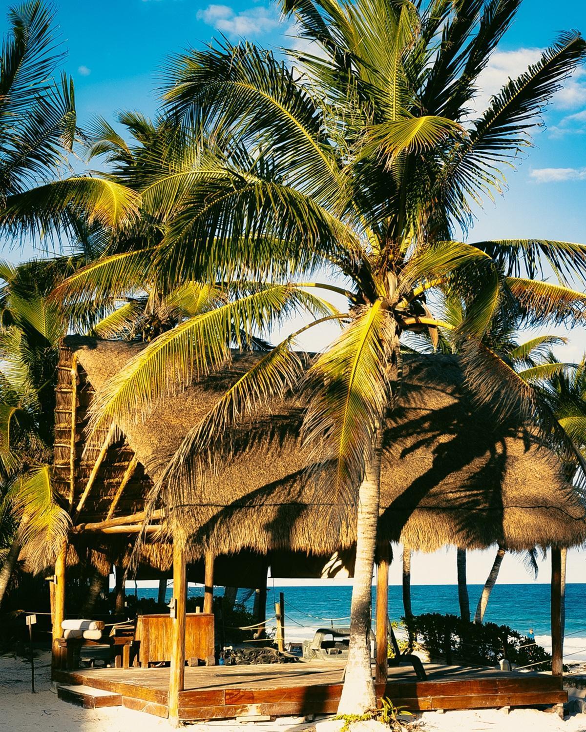 Mia Beachfront - Ocean View And Club Hotel