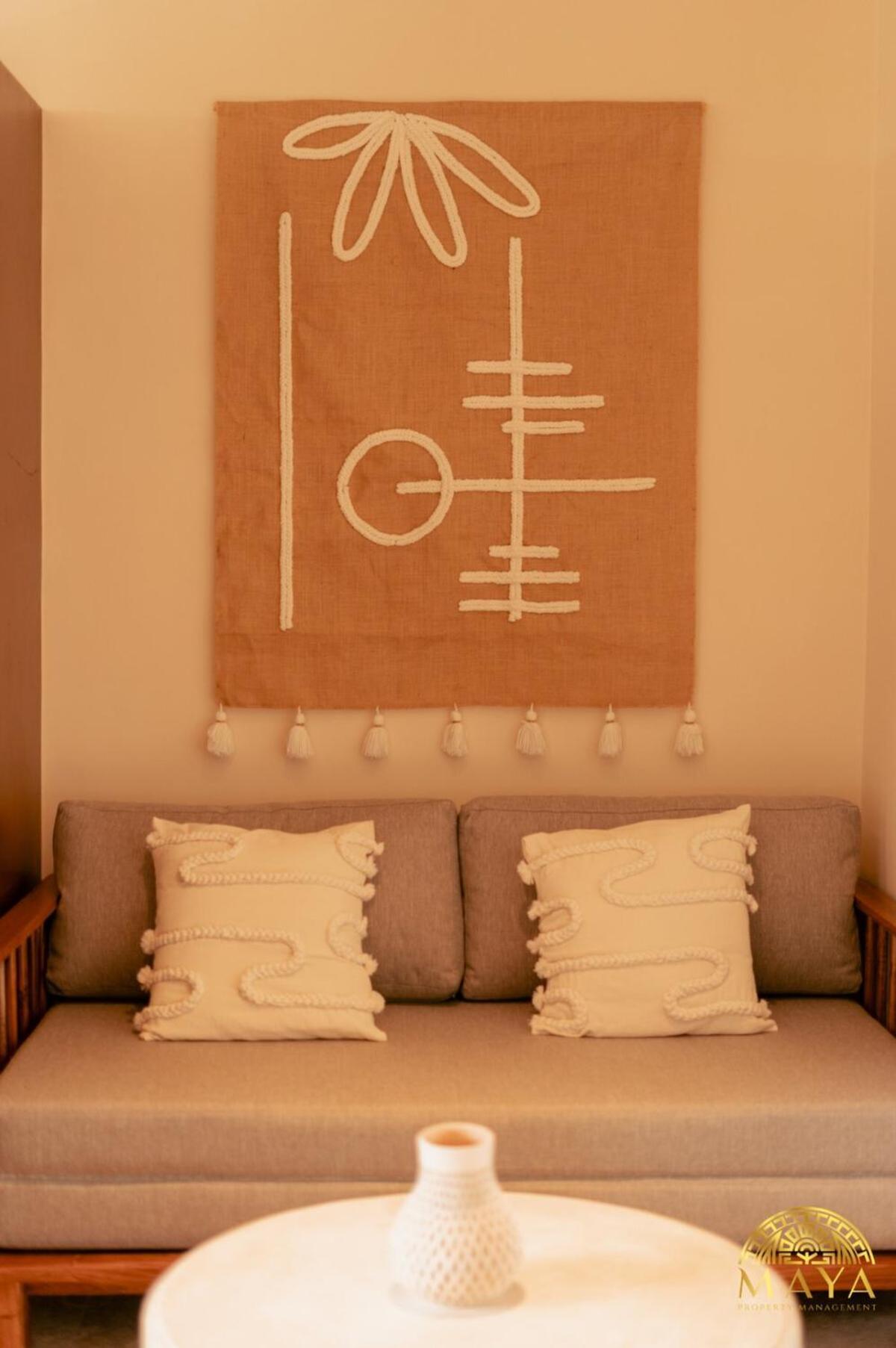 Peregrina 317 1-bedroom *