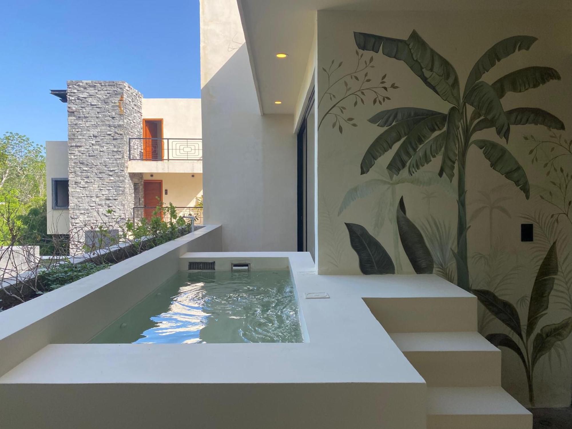 Talulah Living 4*