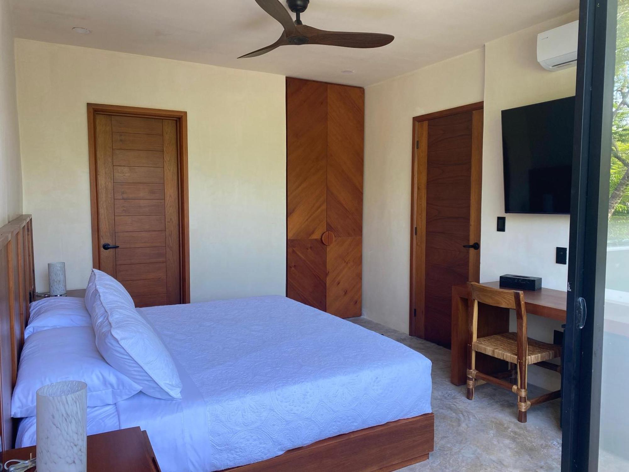 Talulah Living Apartahotel 4*