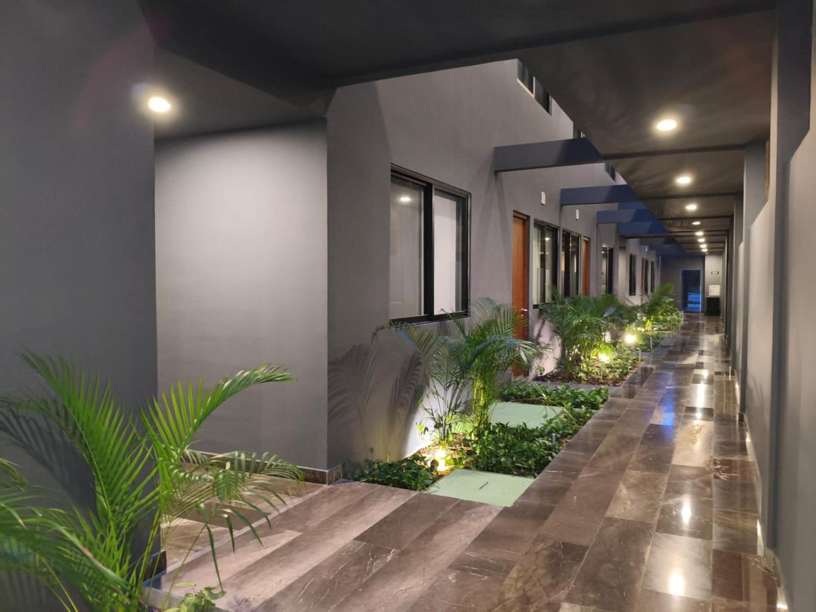 Paramar Black En Apartment