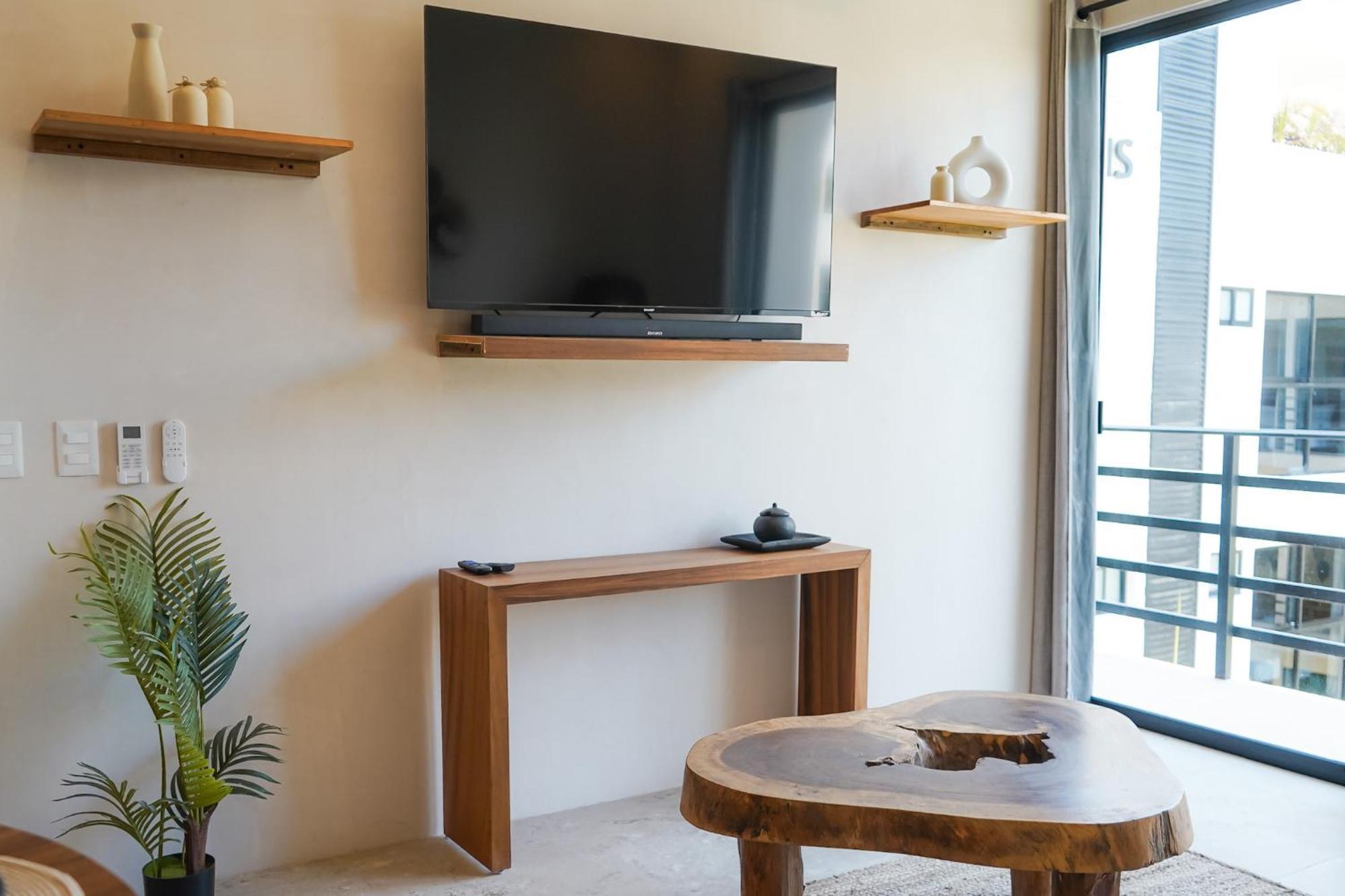 Otonomus Aparthotel Tulum