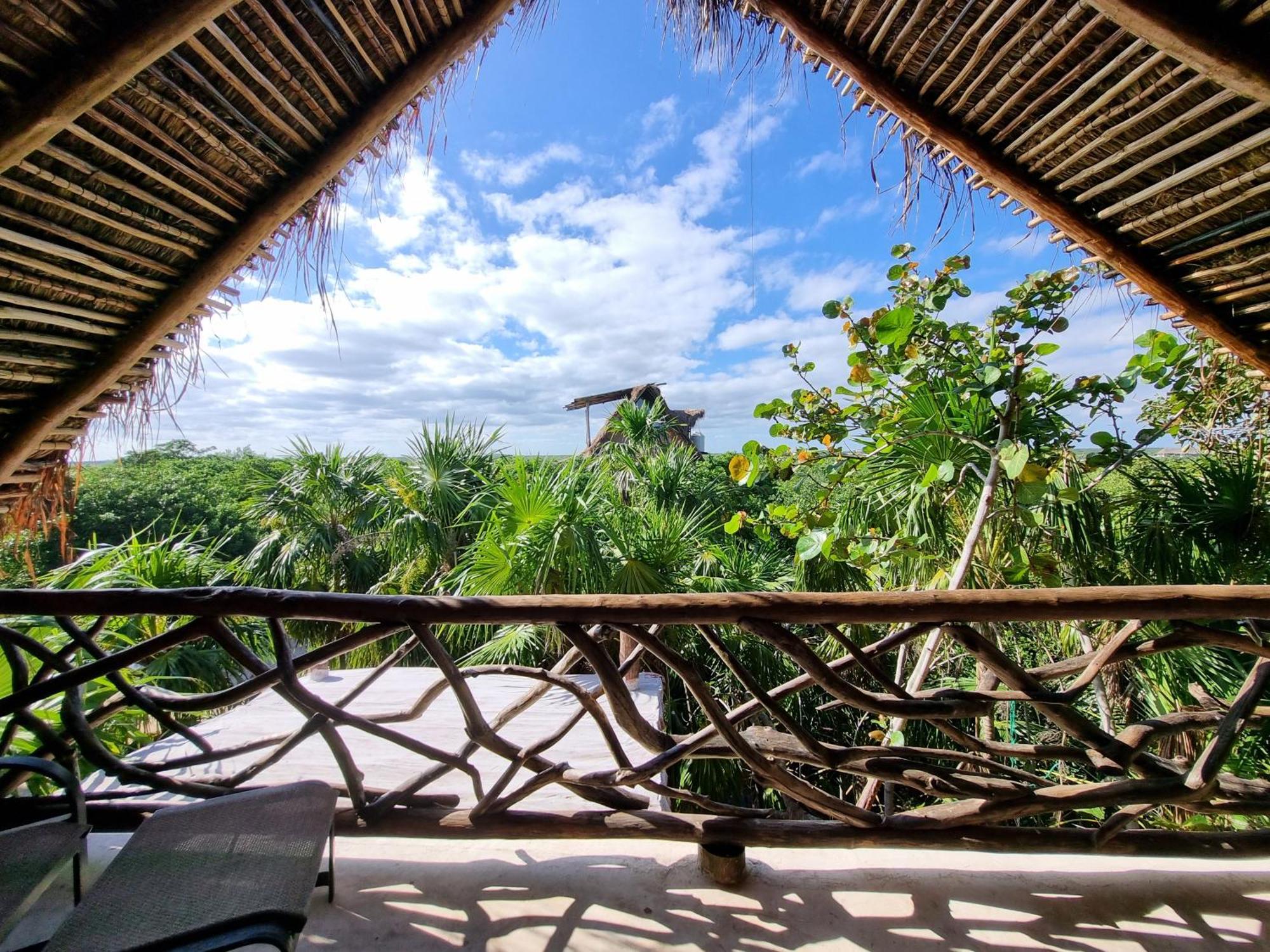 Hippie Chit Jungle House Tulum