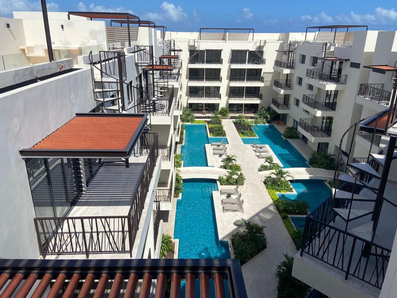 Apartment Luxe Jungle Retreat With Private Terrace & Jacuzzi In Aldea Zama