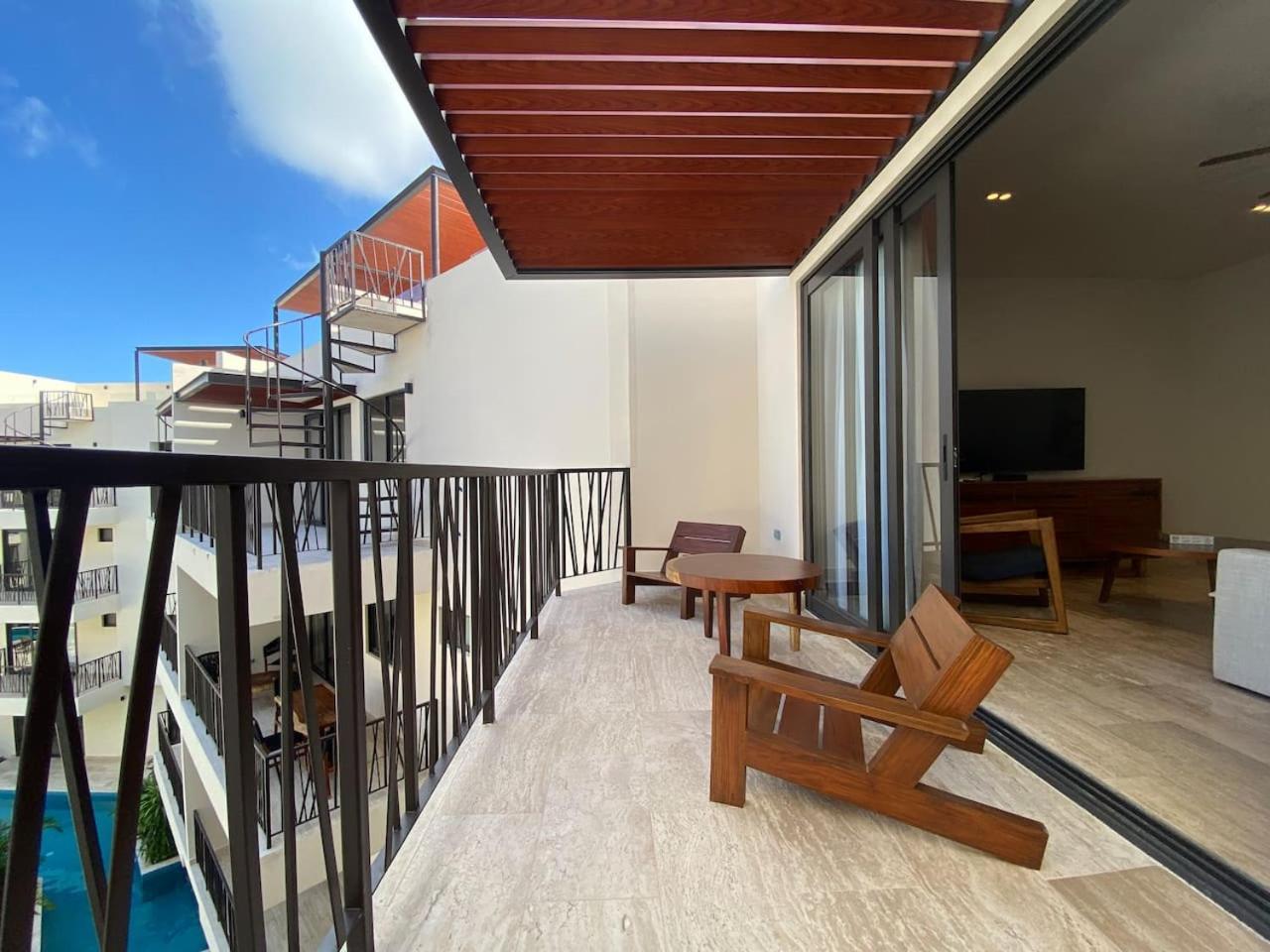 Apartment Luxe Jungle Retreat With Private Terrace & Jacuzzi In Aldea Zama Tulum