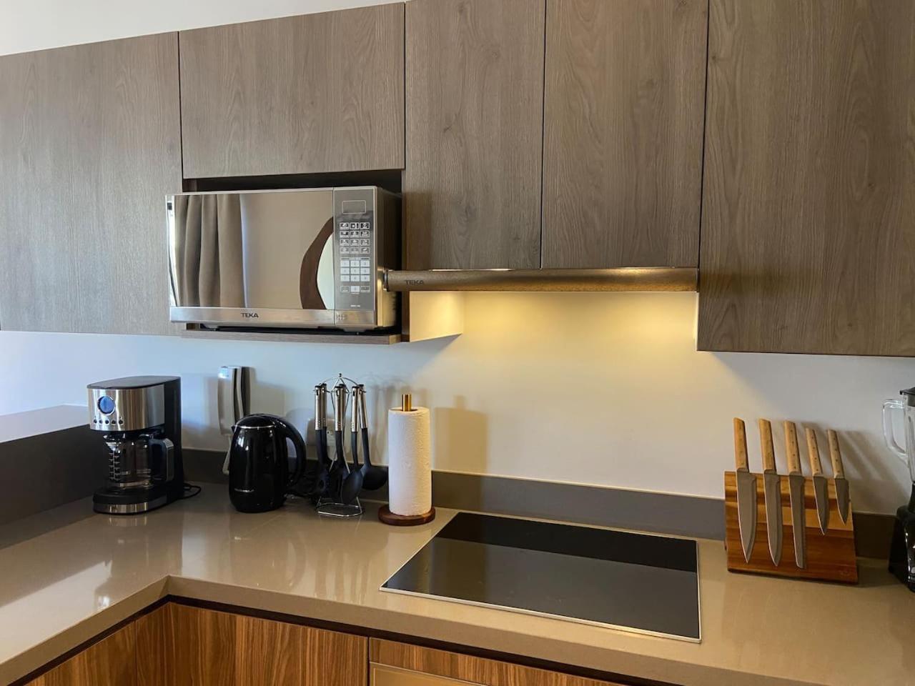 Luxe Jungle Retreat With Private Terrace & Jacuzzi In Aldea Zama Apartment *