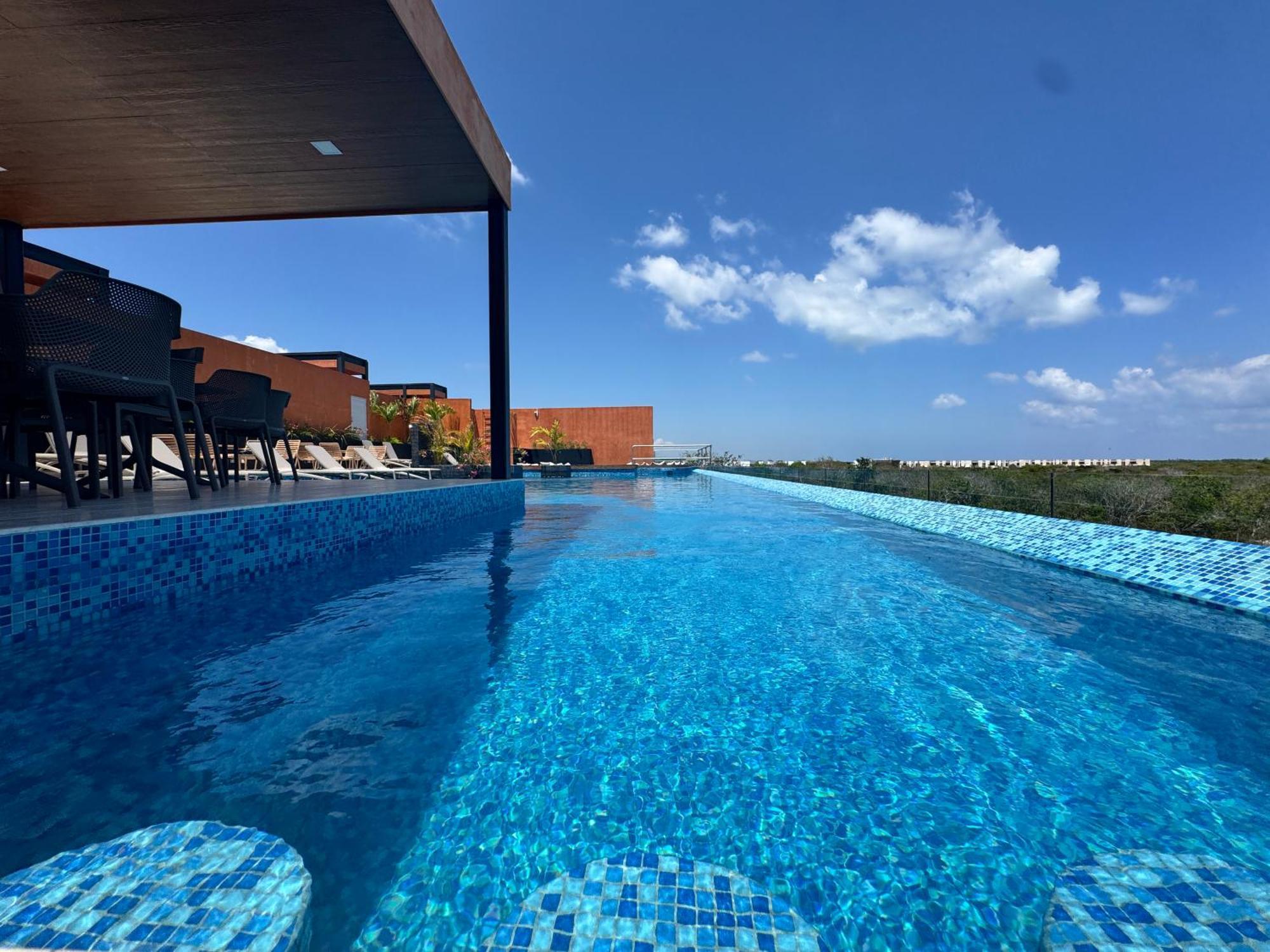 3br En Aldea Zama-roof Top-2 Pool-fast Wifi-gym Tulum