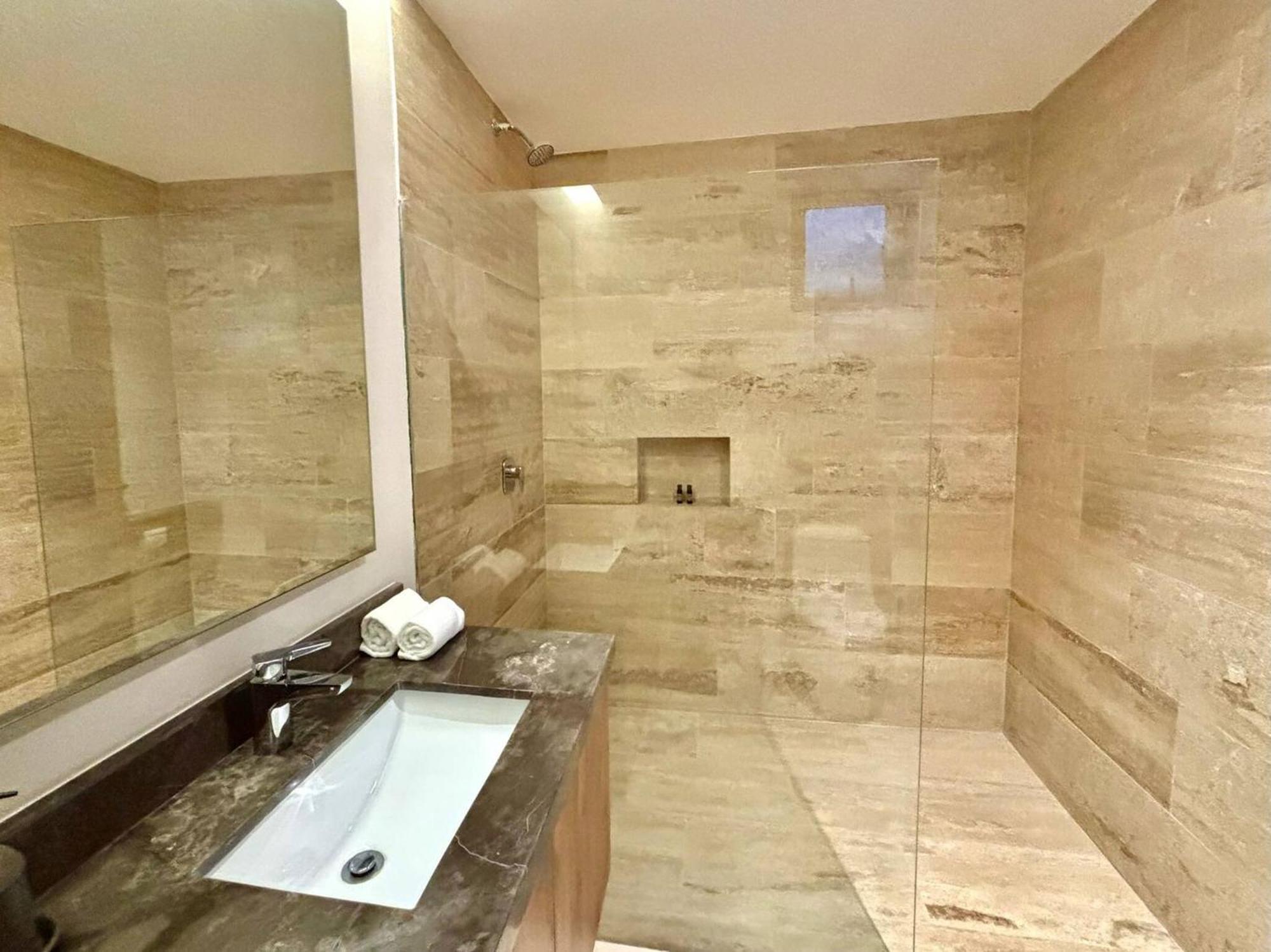 2 Bedrooms 6 Guests Private Plunge Pool Apartment *