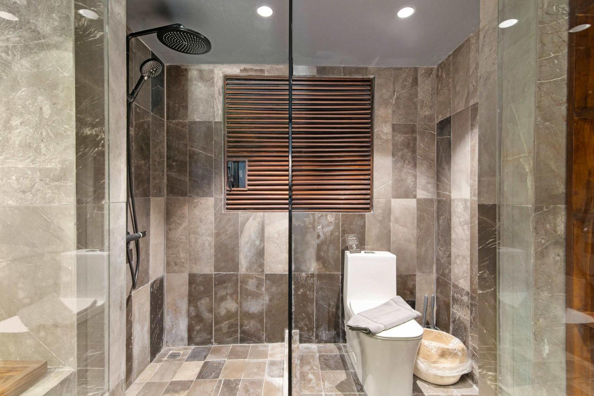 4br Design - Private Pool - Barneys *