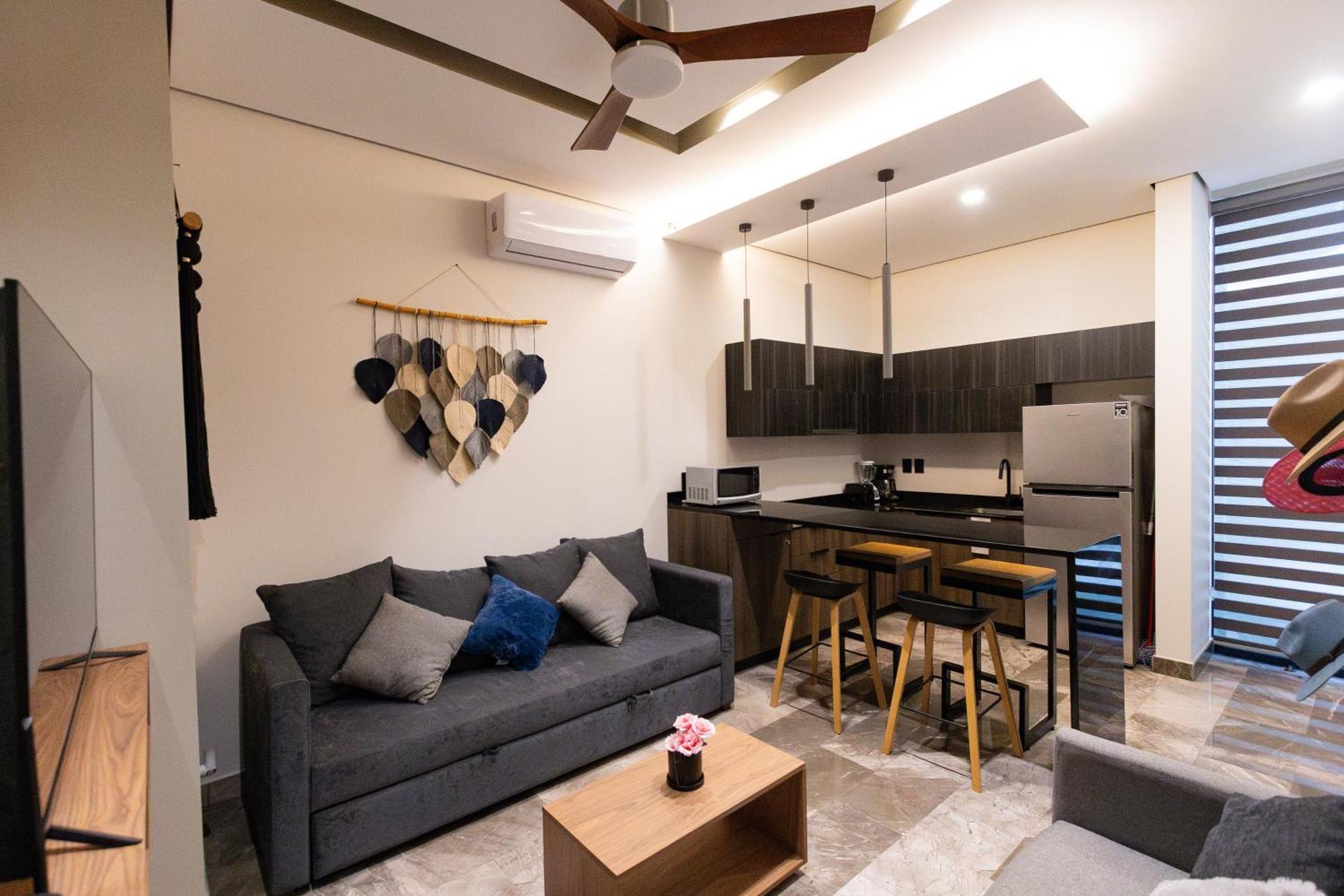 Apartment Escape - Private Tub, Free Bikes & *