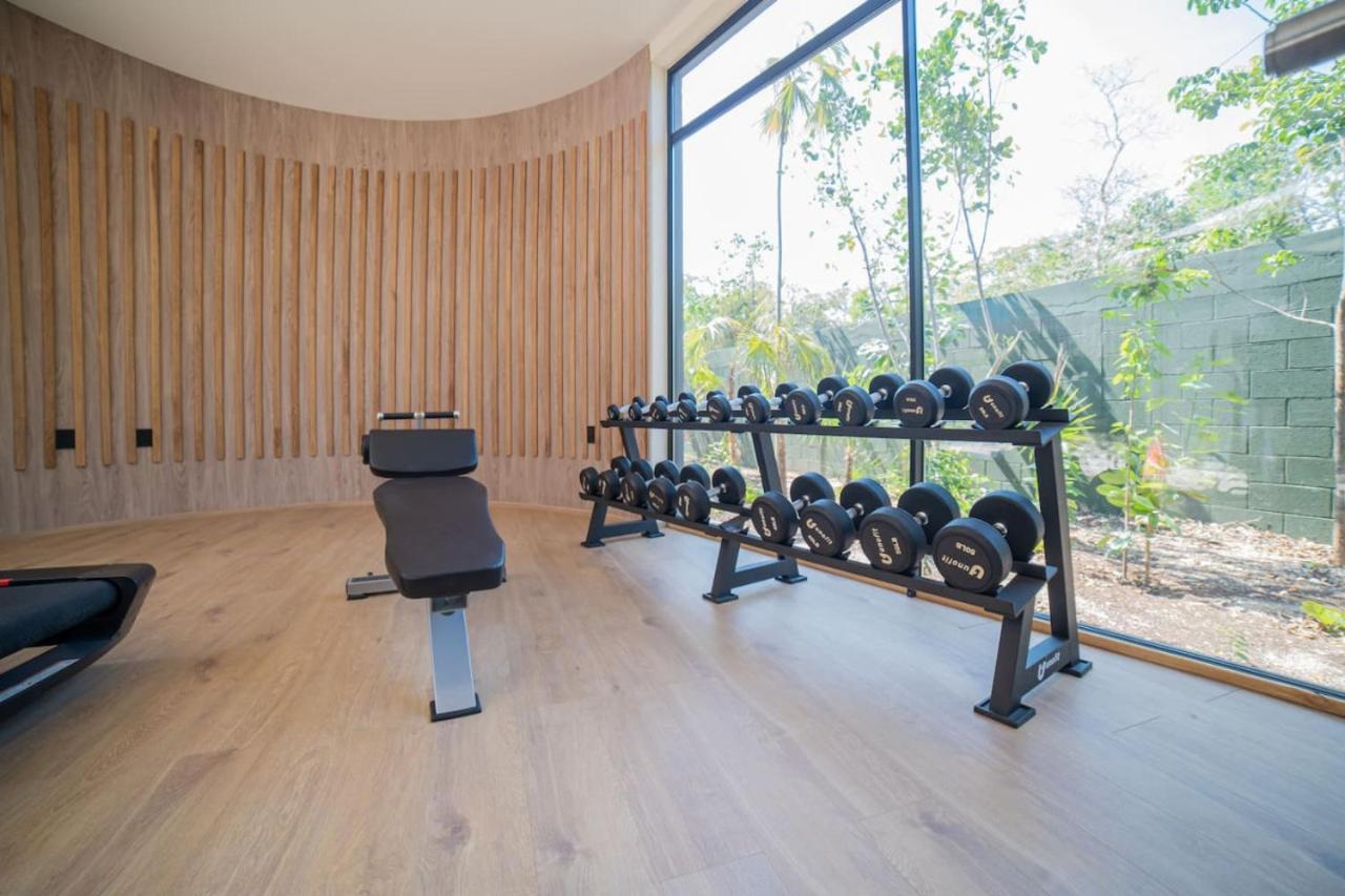 D017 Luxurious And Exclusive In Amira Distric *