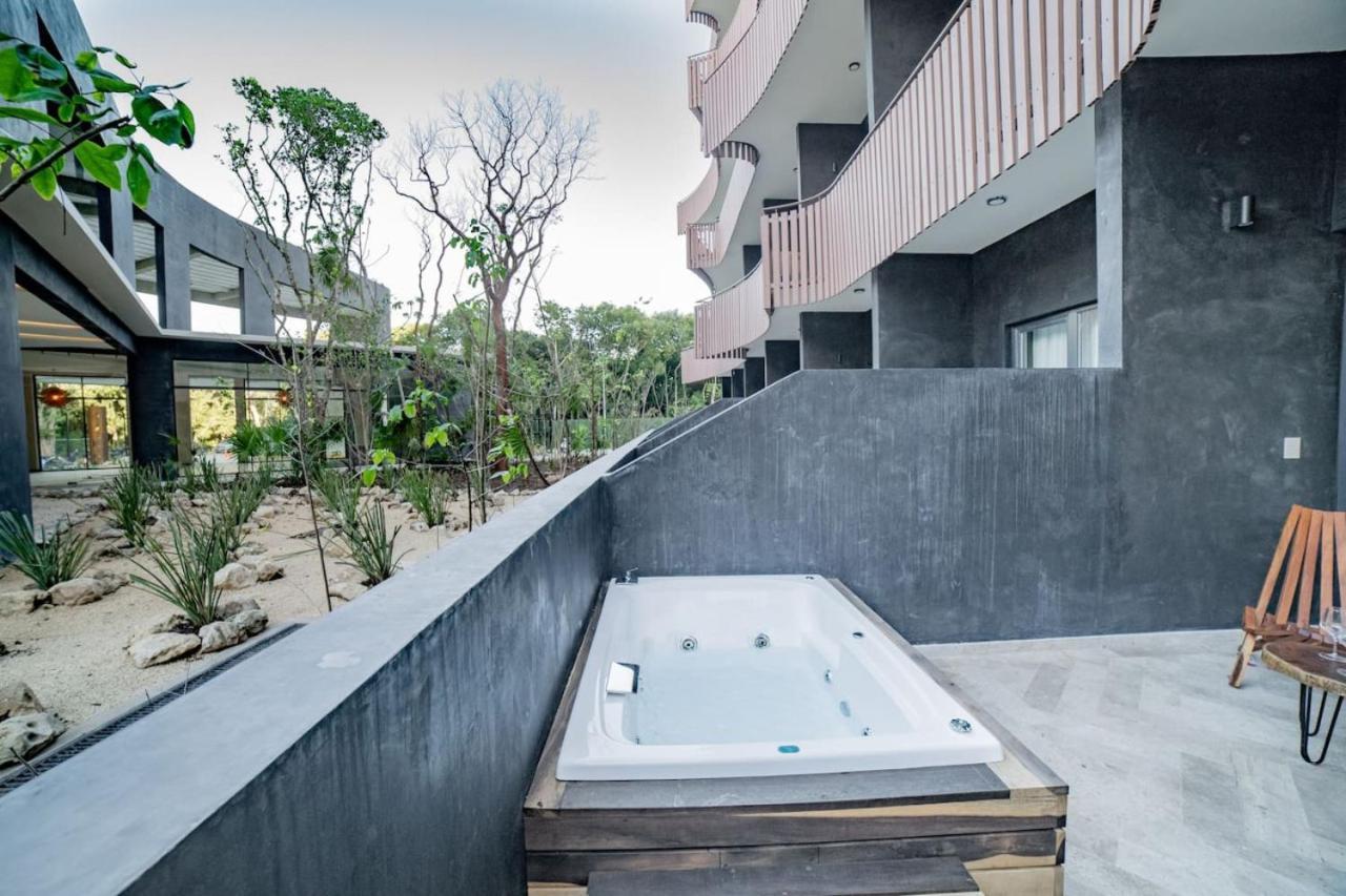 D017 Luxurious And Exclusive In Amira Distric Apartment