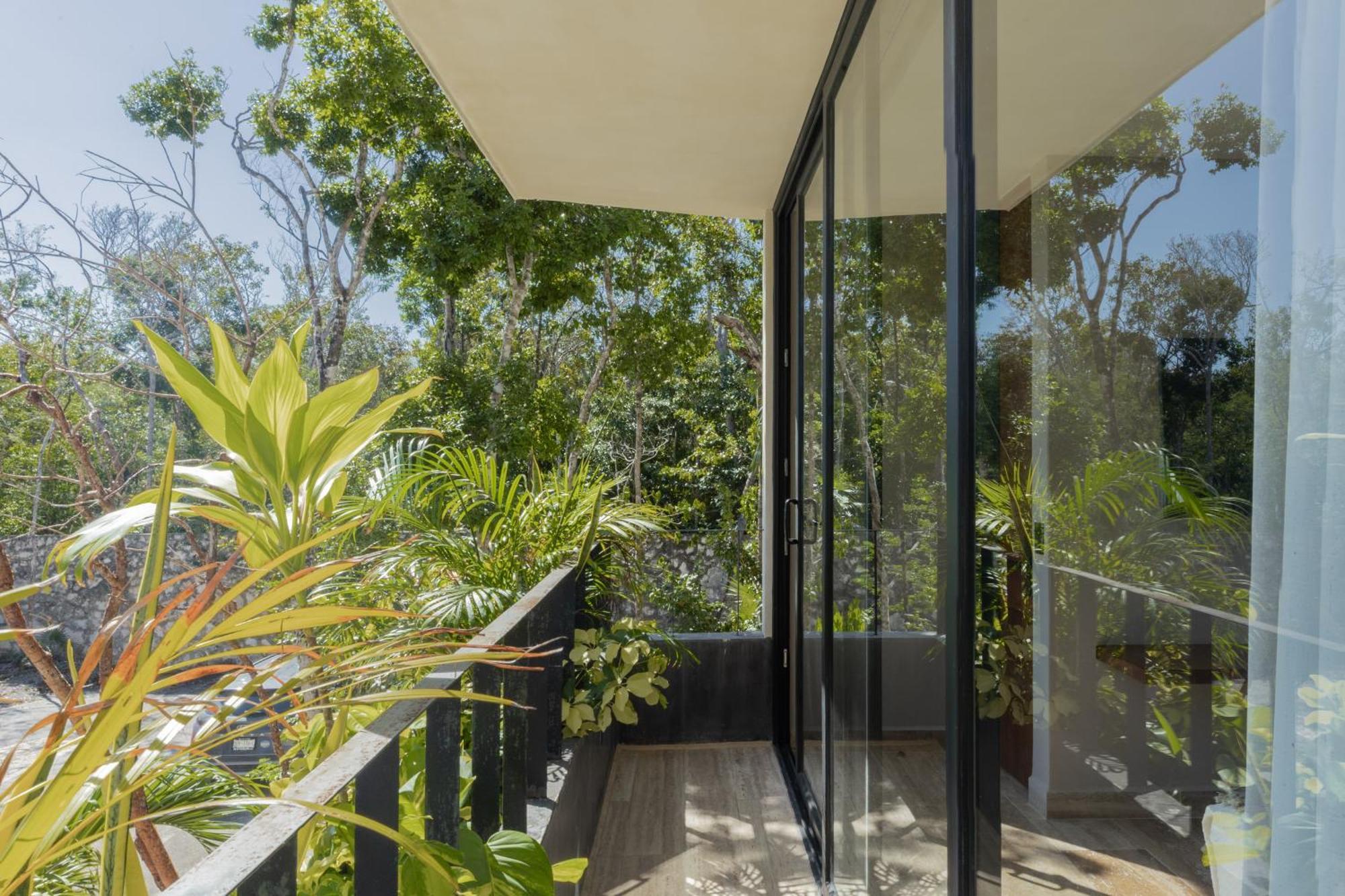 Dossantas Wellness & Jungle Retreat By Bt Homes Tulum