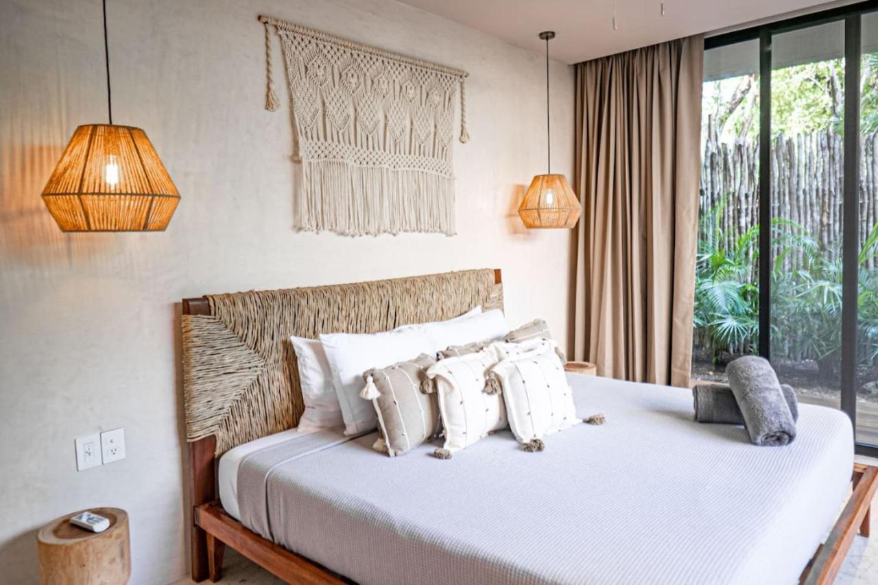 Apartment Essentia Luxury Jungle 2br With Private Pool