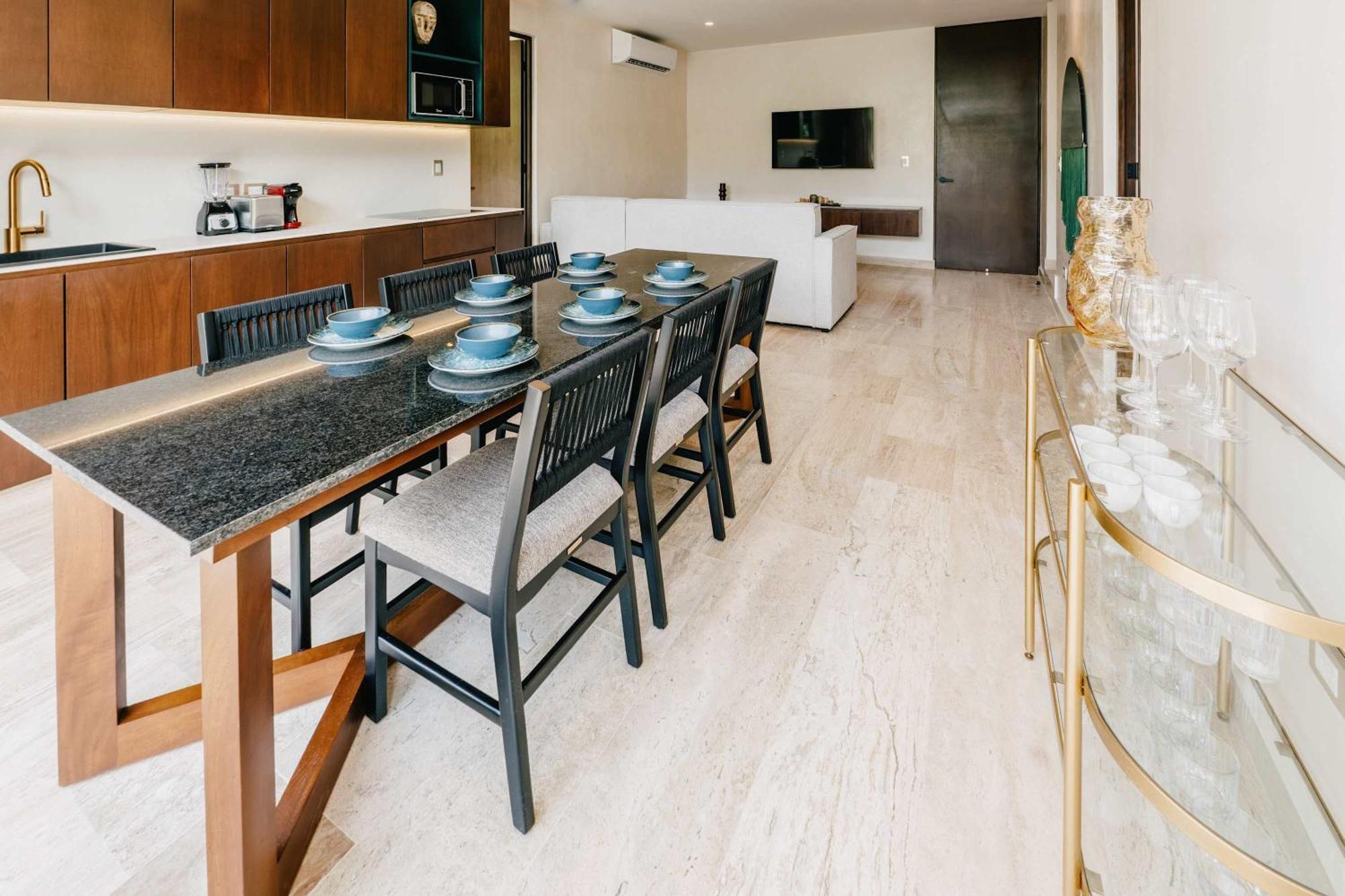 Luxury Penthouse Private Rooftop Pool Concierge