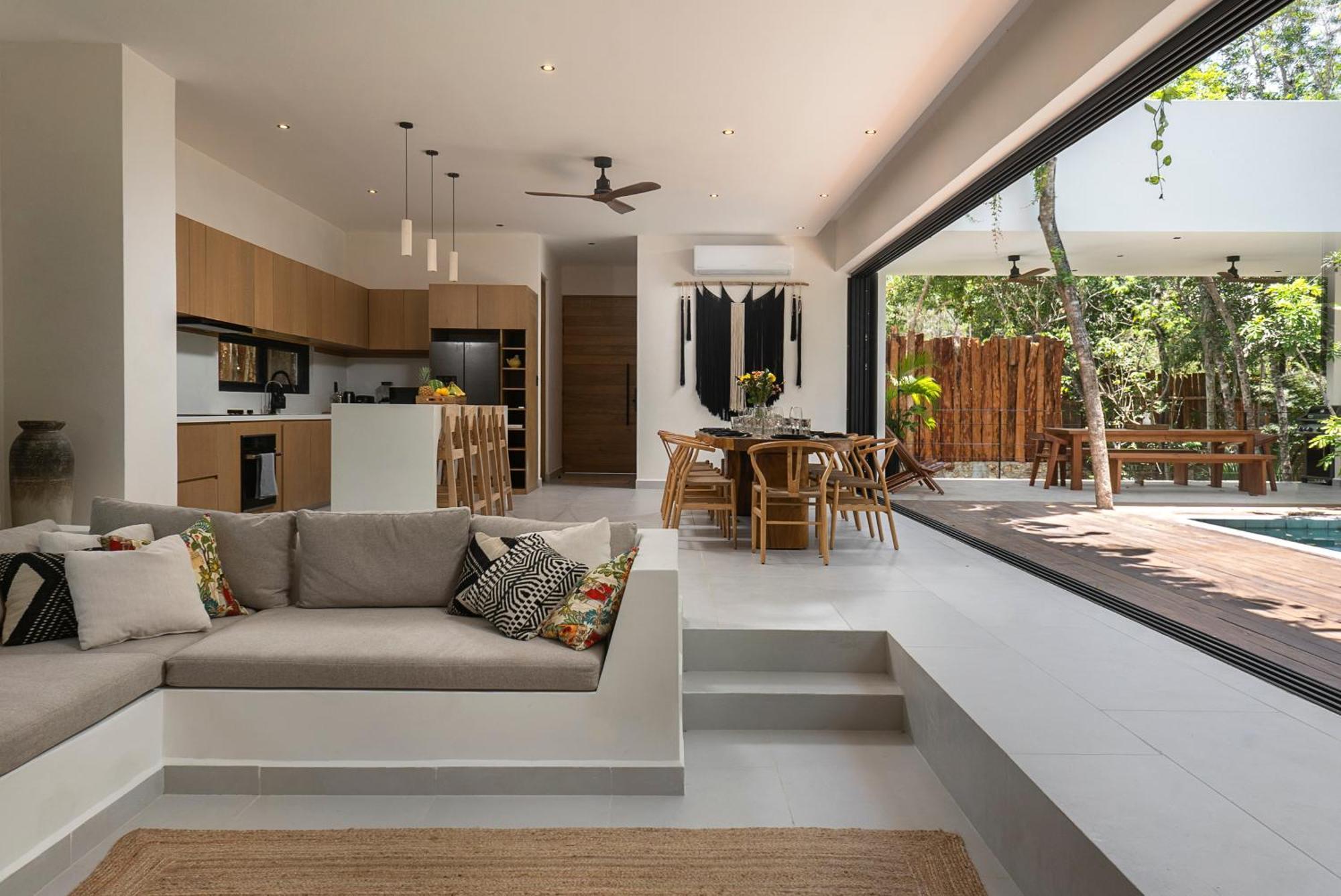 Casa Sabal - Luxury Villa, 5 Suites, Gated Community, Concierge *