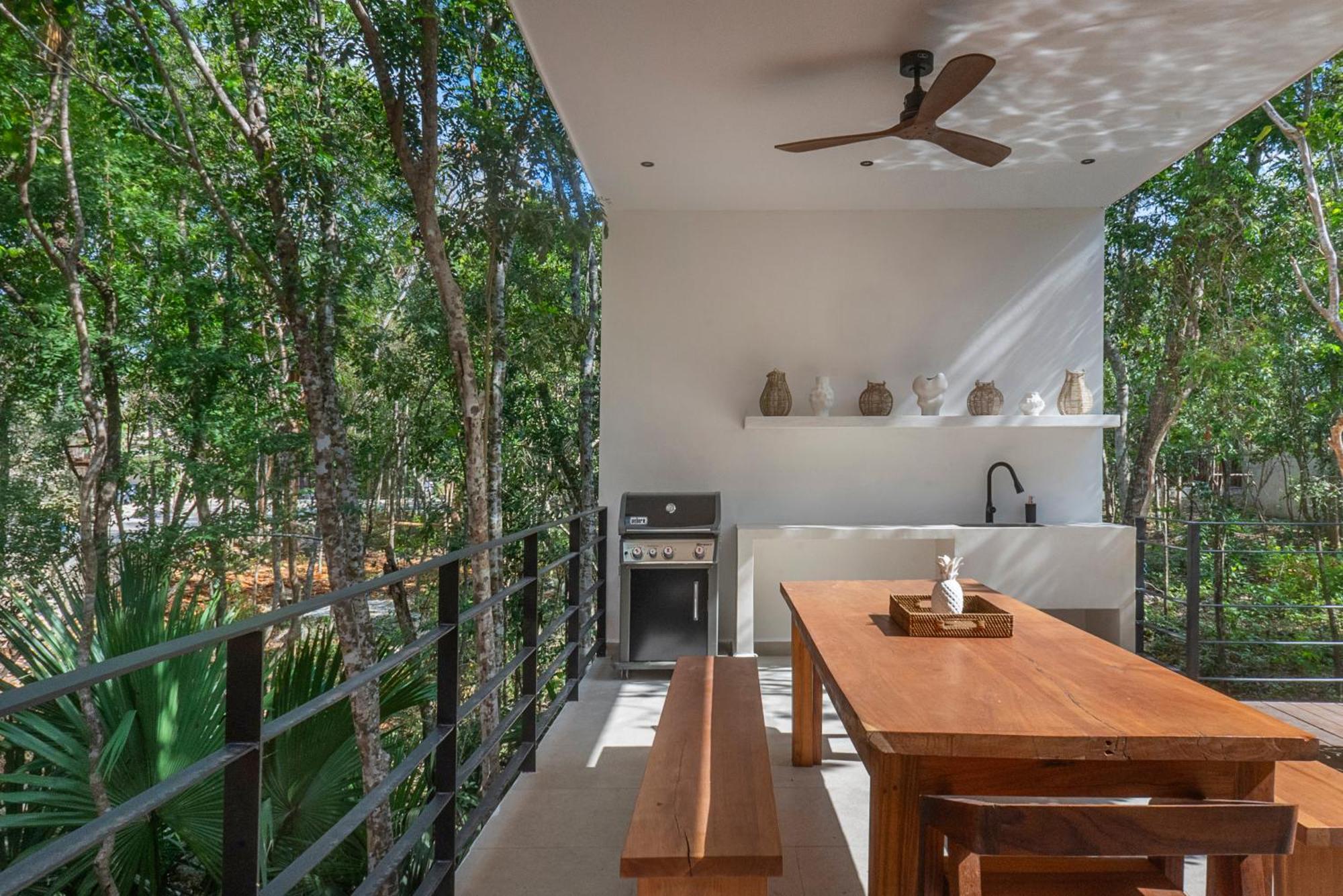 Casa Sabal - Luxury Villa, 5 Suites, Gated Community, Concierge Villa *