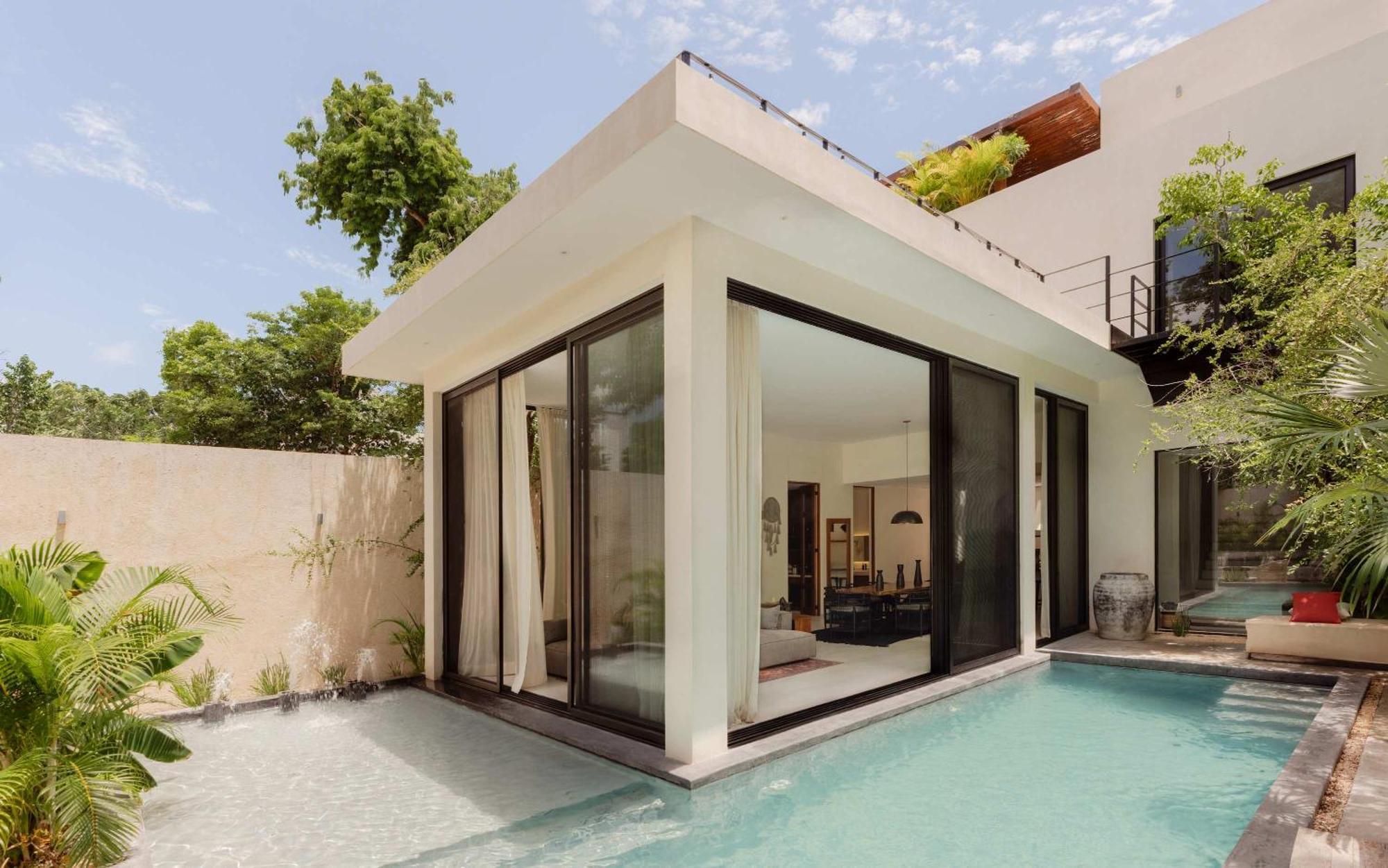 Casa Manati Modern Mansion With Pool