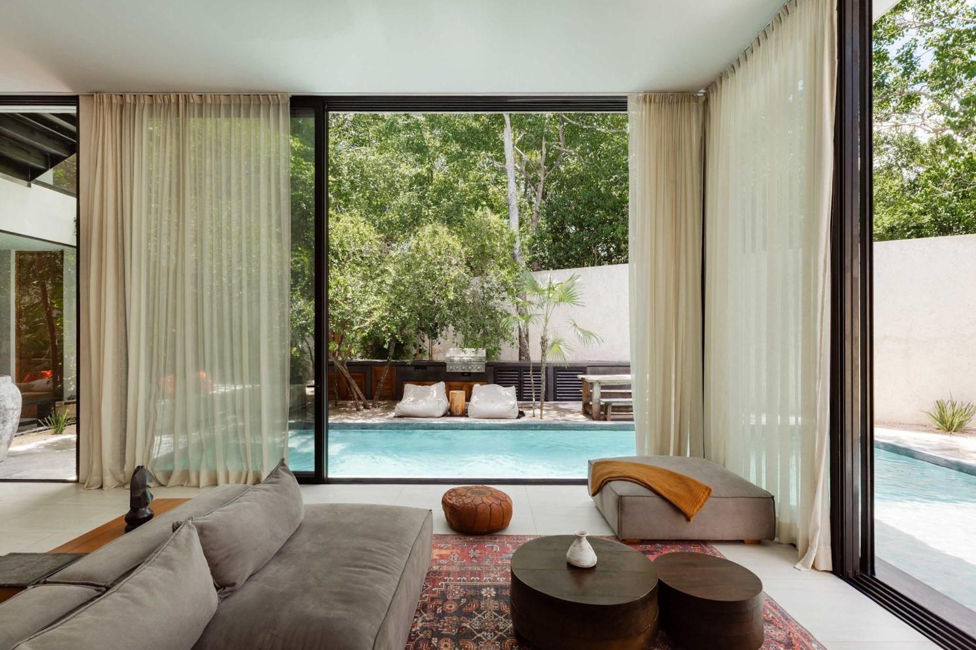 Casa Manati Modern Mansion With Pool