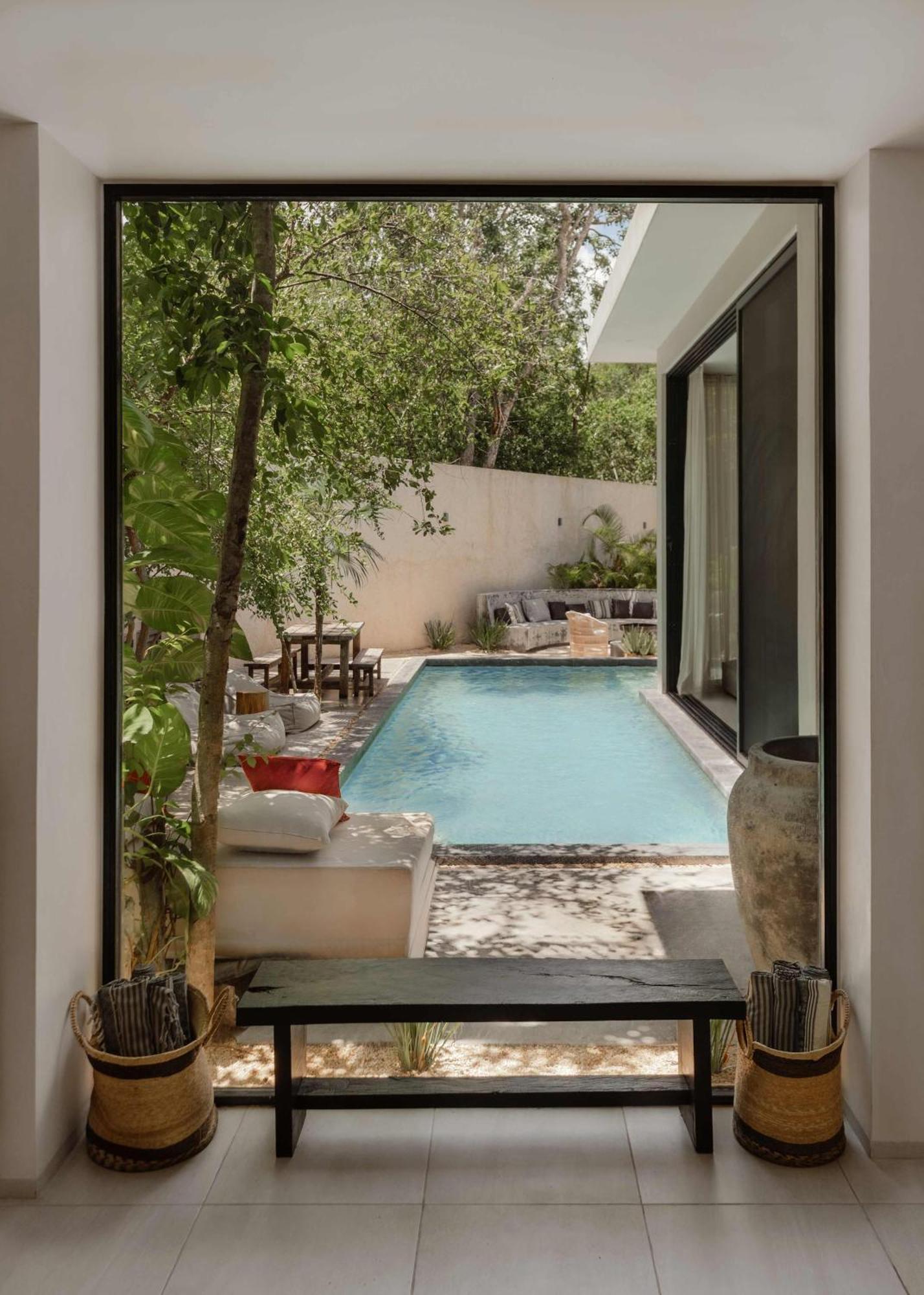 Casa Manati Modern Mansion With Pool Tulum