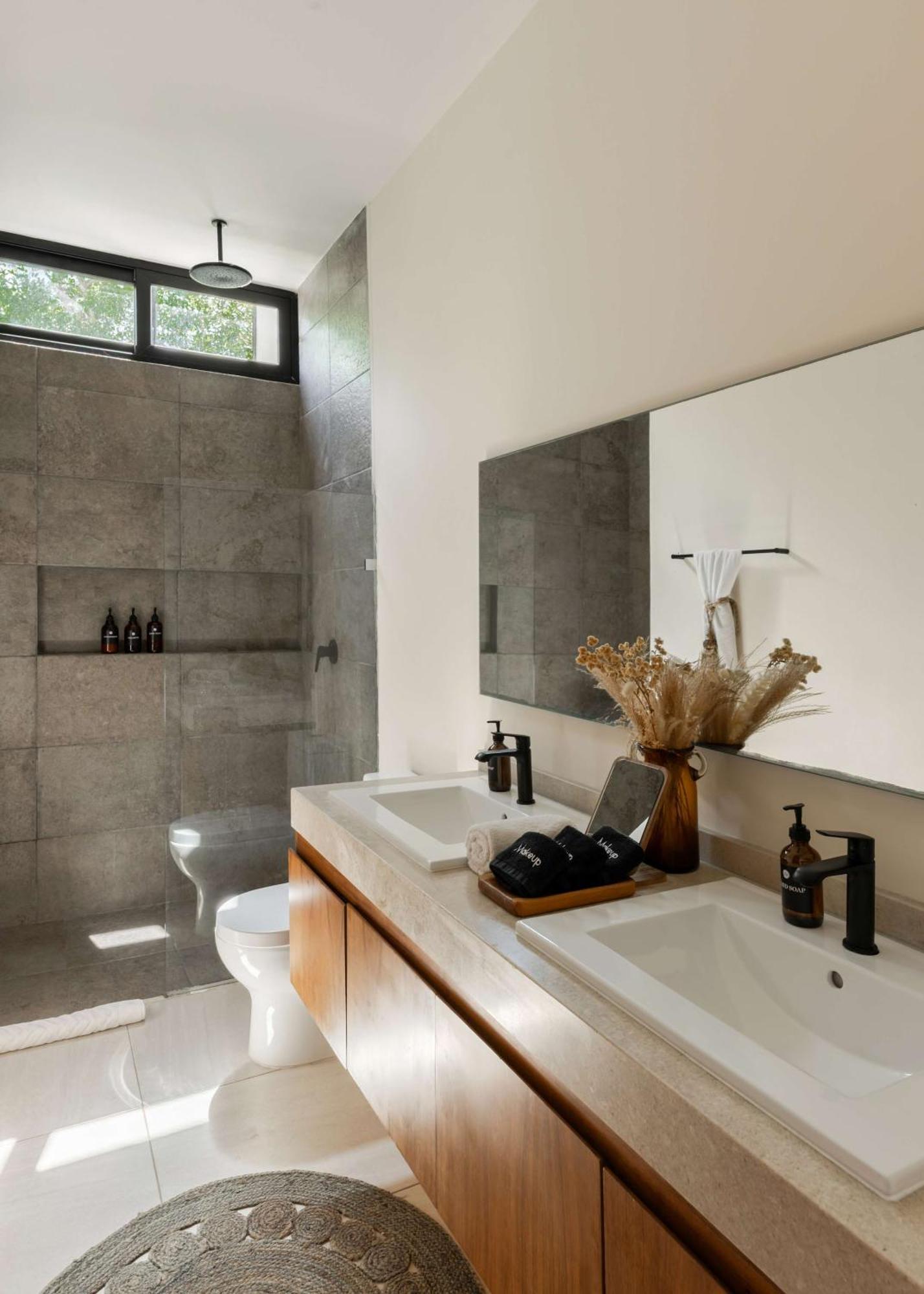 Casa Manati Modern Mansion With Pool Tulum