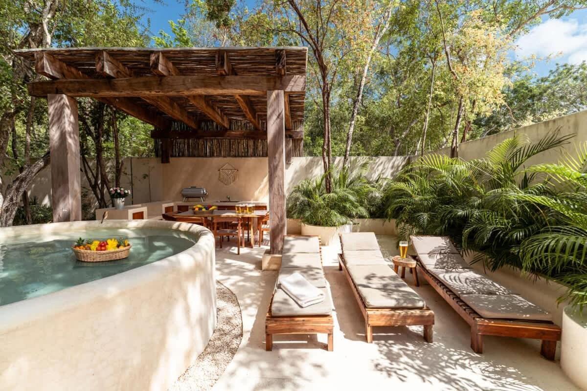 Ahal Holistika 9br Jungle Sanctuary With Private Rooftop & Plunge Pools Holiday home