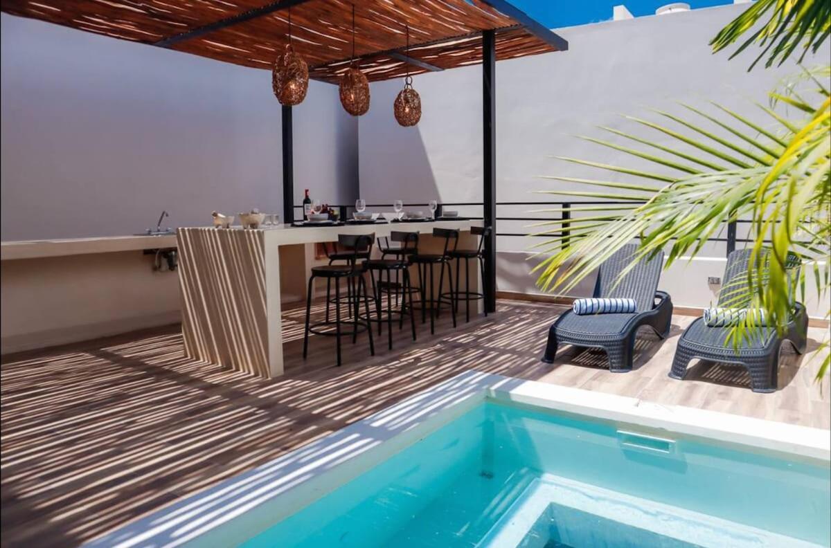 Spacious 4br With Private Pool & Lush Courtyard In Villa Tulum