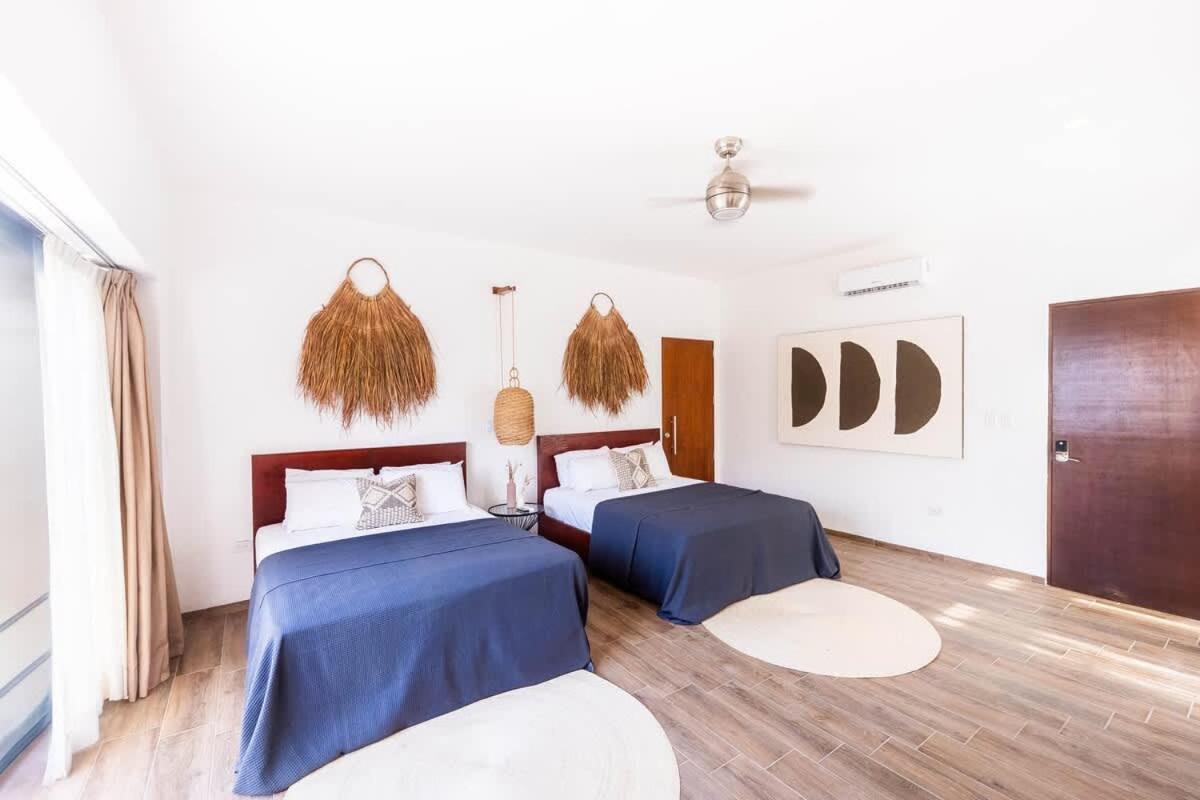 Inn 18-bed 9bd - Pool & Kitchen - Full Concierge *