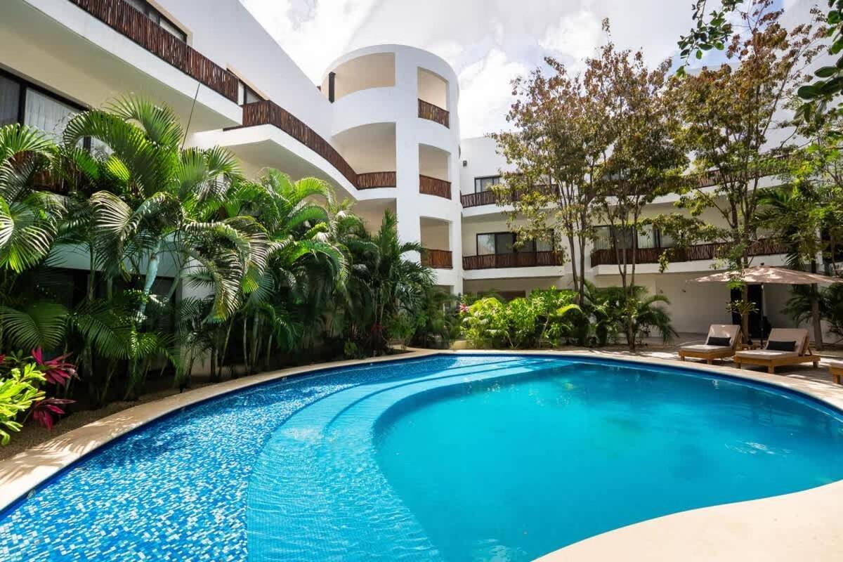 18-bed 9bd - Pool & Kitchen - Full Concierge Tulum