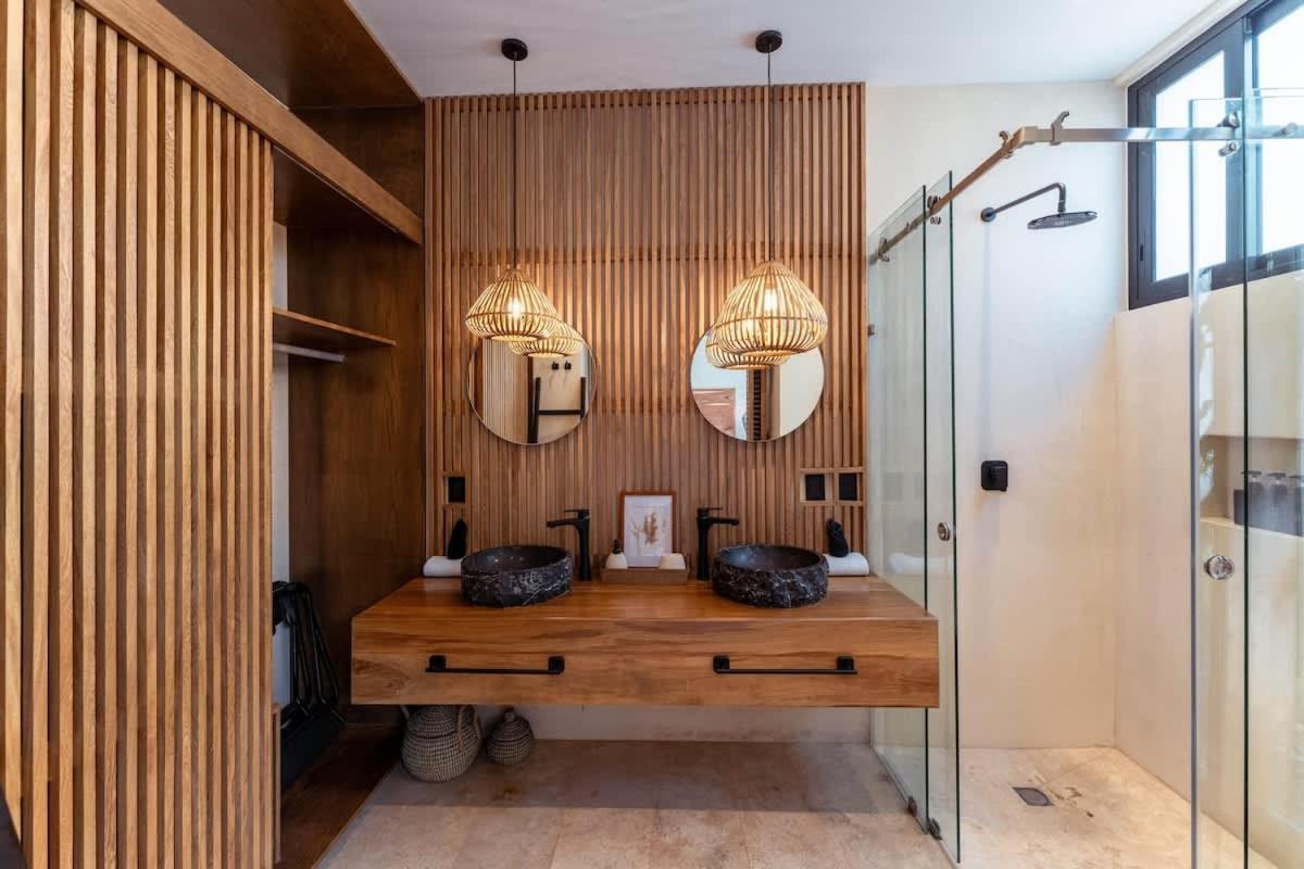 Holiday home Spacious 6br Luxe With 4 Private Pools And Yoga Space Rooftop & Concierge *