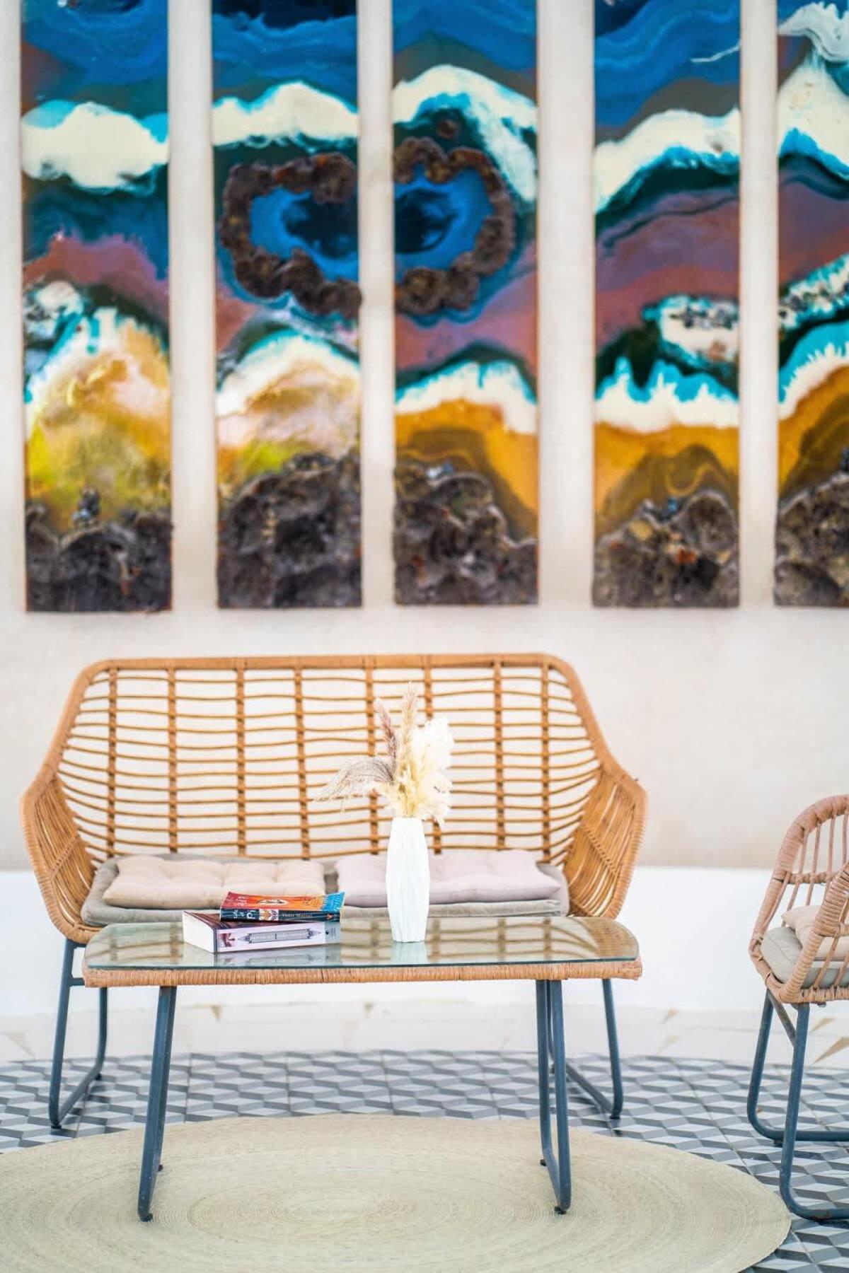 Inn 18-bed 9bd - Pool & Kitchen - Full Concierge *