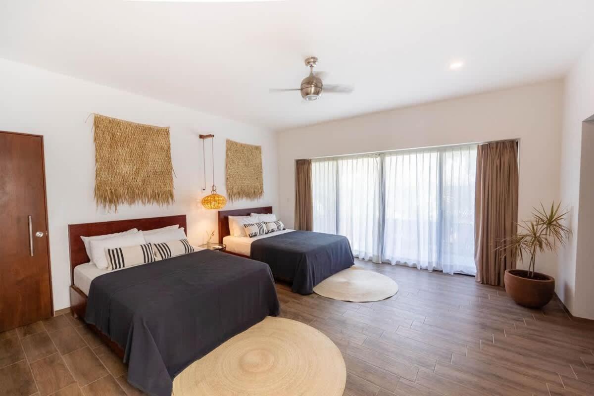 Inn 18-bed 9bd - Pool & Kitchen - Full Concierge *