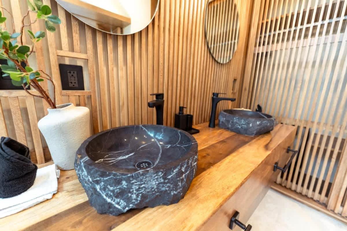 Holiday home Spacious 6br Luxe With 4 Private Pools And Yoga Space Rooftop & Concierge *