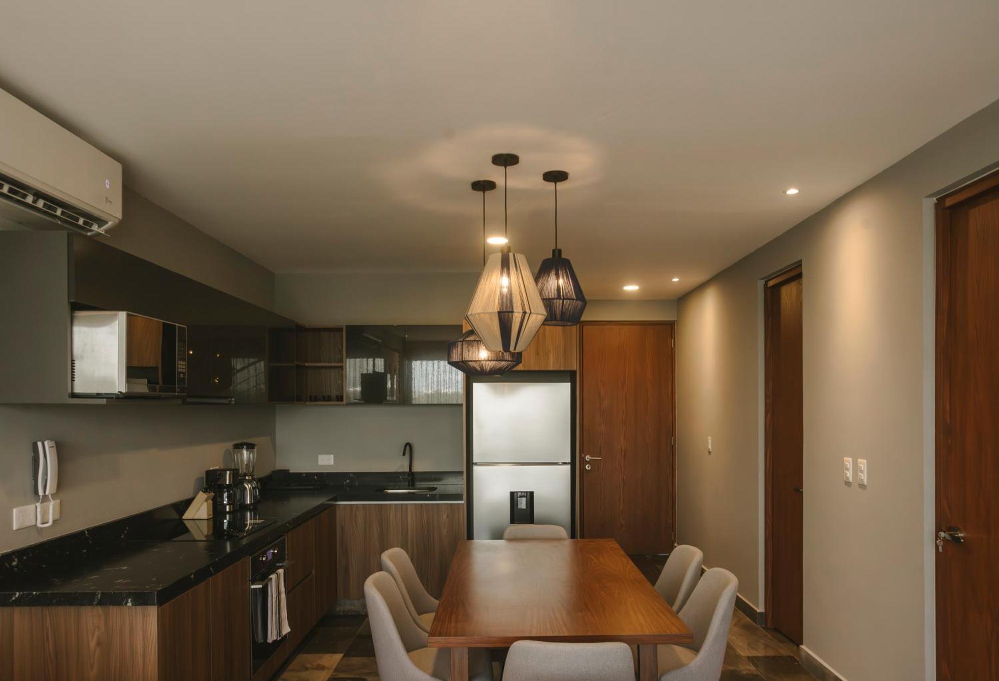 Luna Negra Penthouse 2br Apartment *