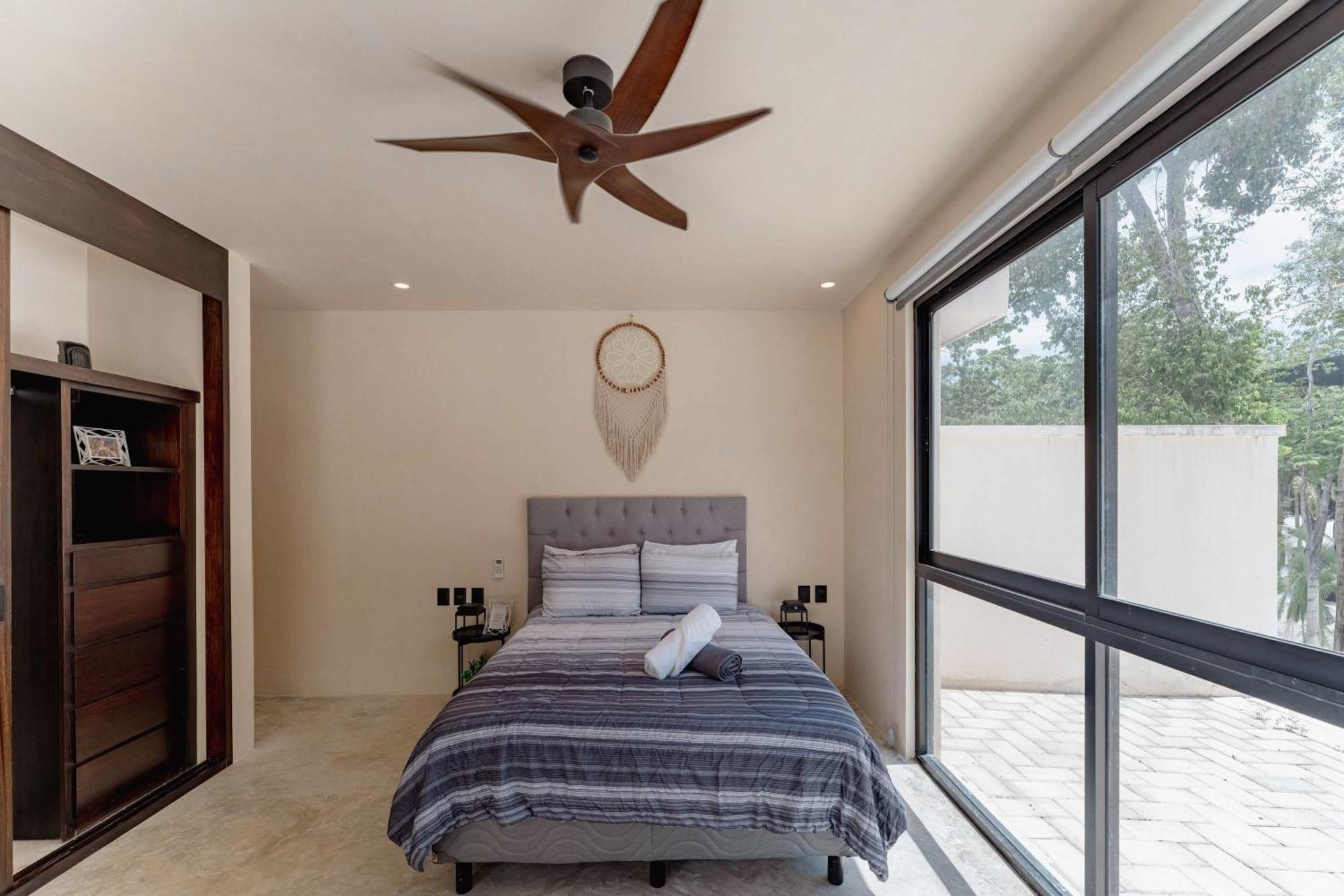 Talulah Living 3br - Private & Shared Pool *