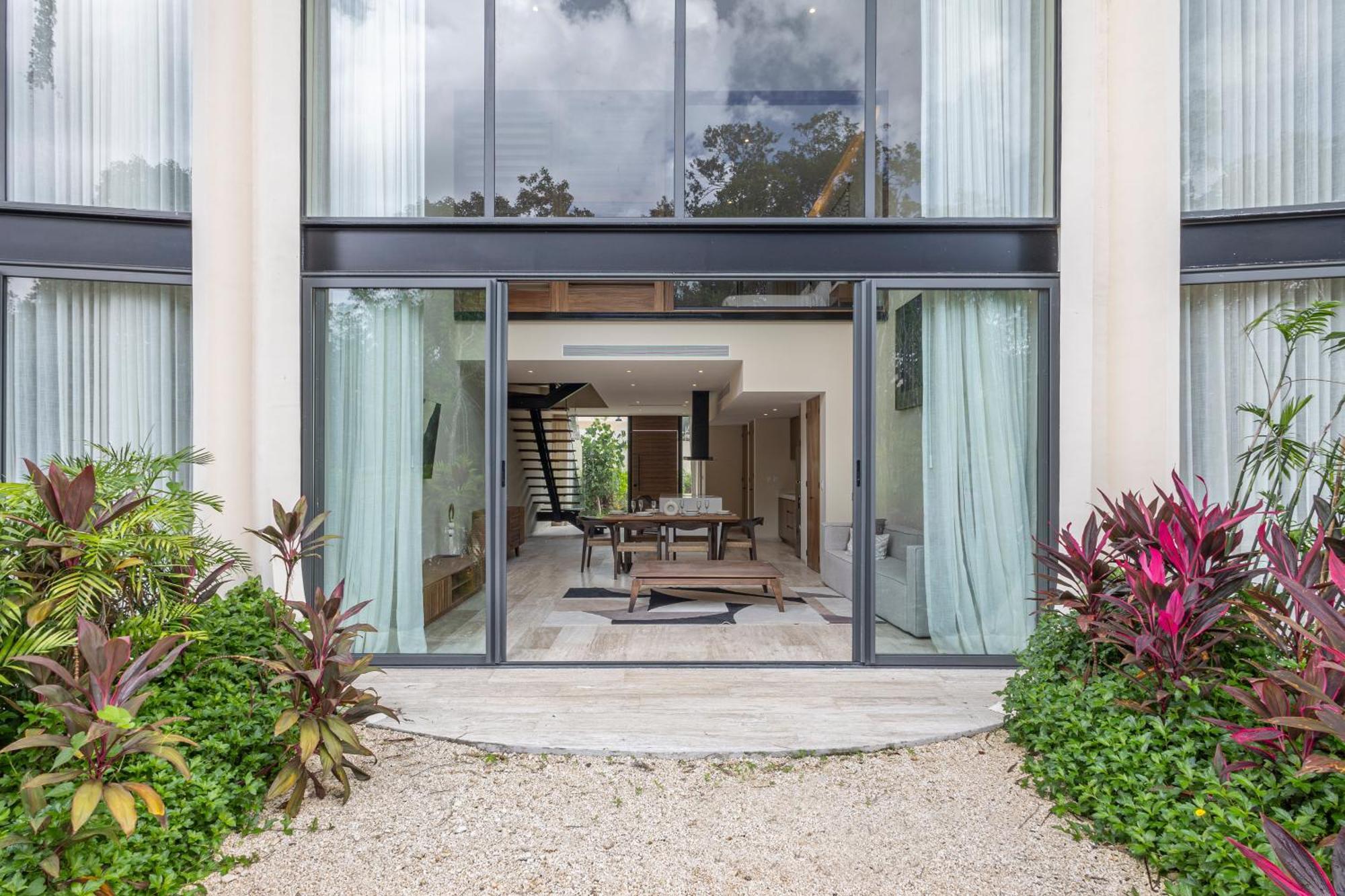 Mistiq Apartment