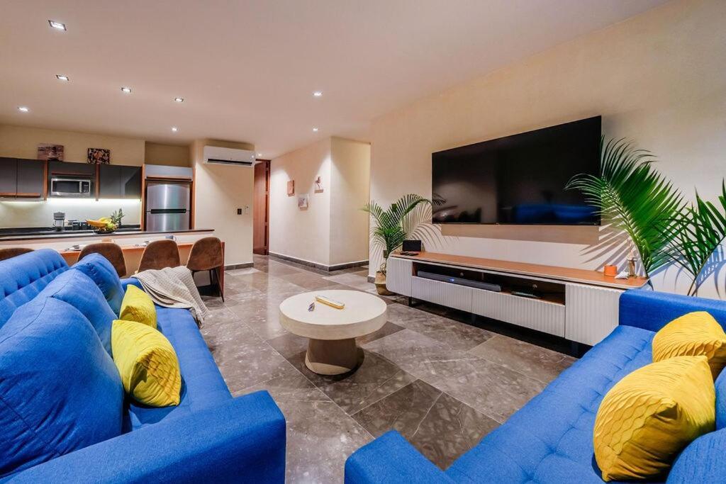 Apartment Serene Oasis 2br Huge Balcony Humana