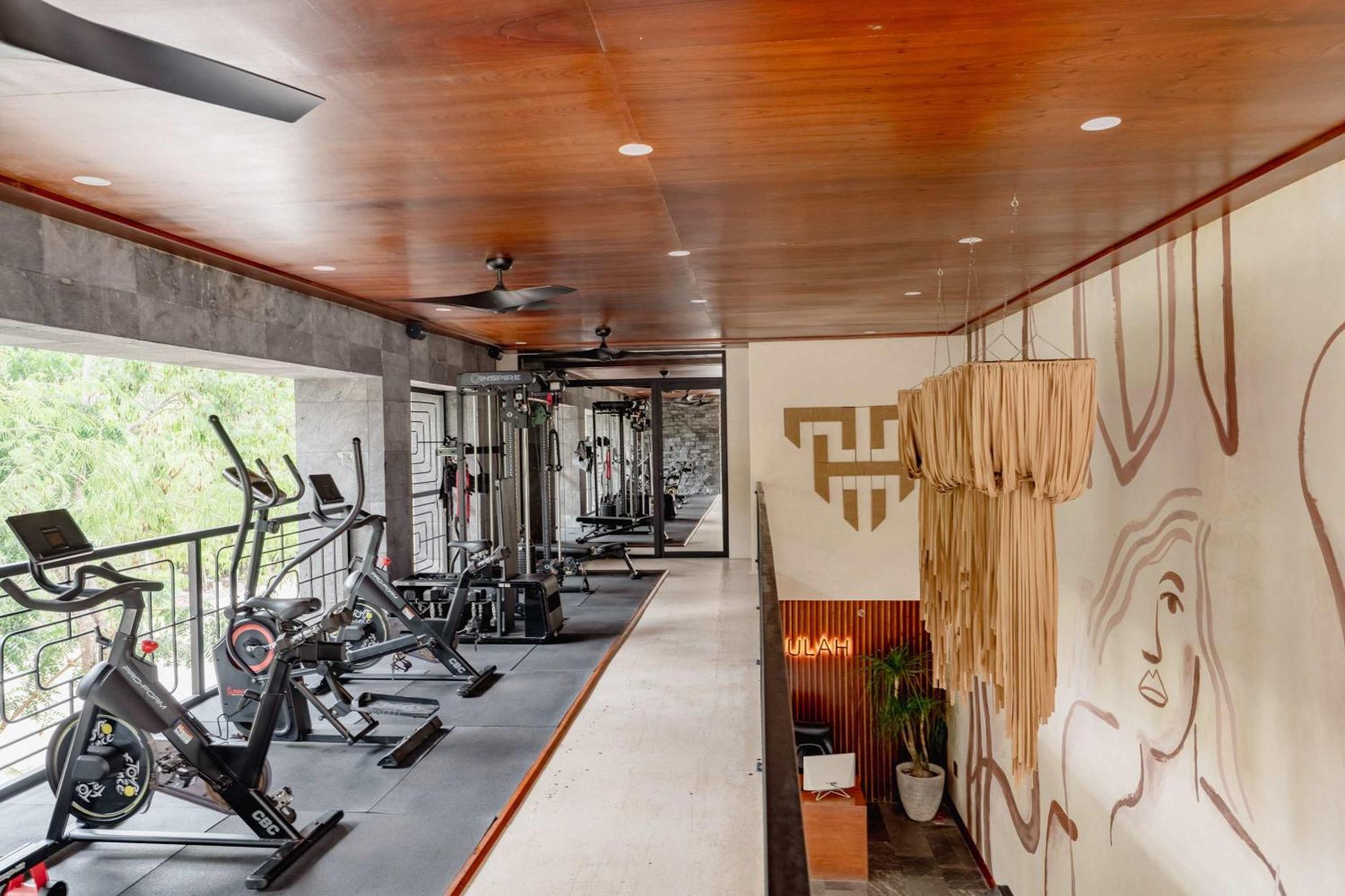 Apartment Talulah Living 3br - Private & Shared Pool *