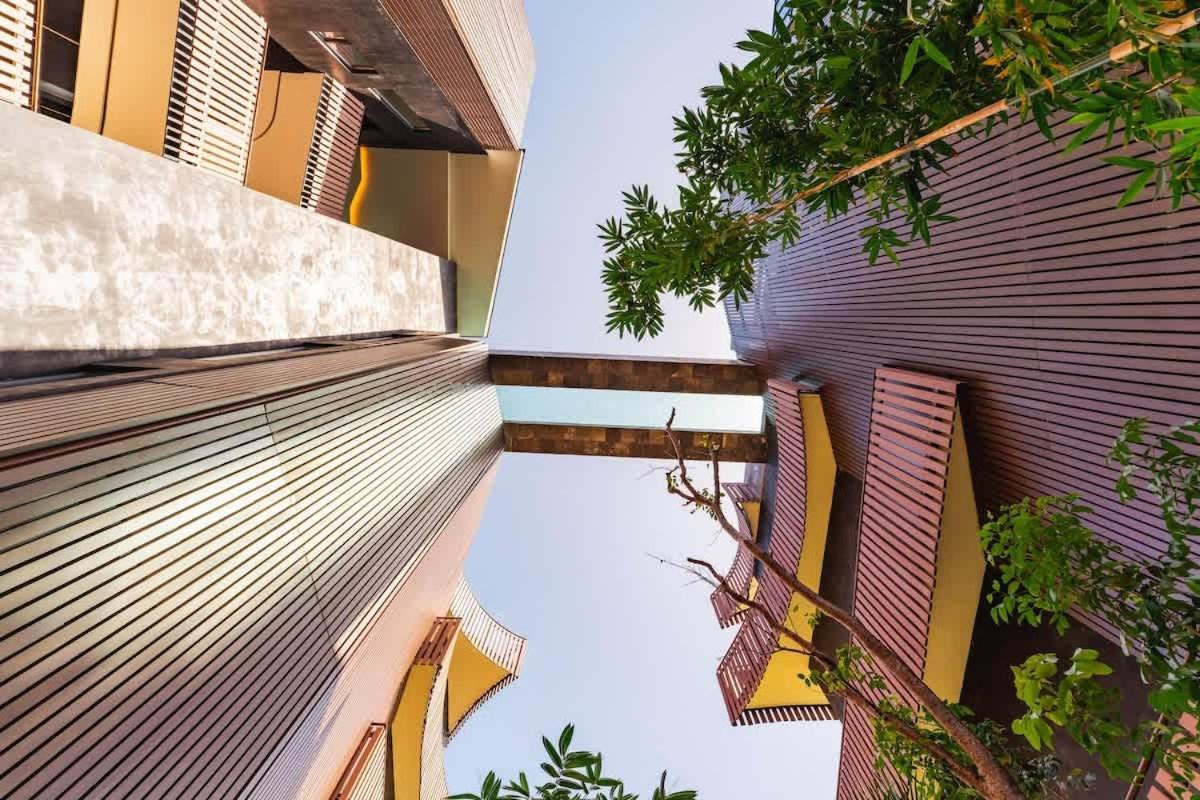 Apartment Amira - Stylish Penthouse With Rooftop Pool & Sea Horizon *