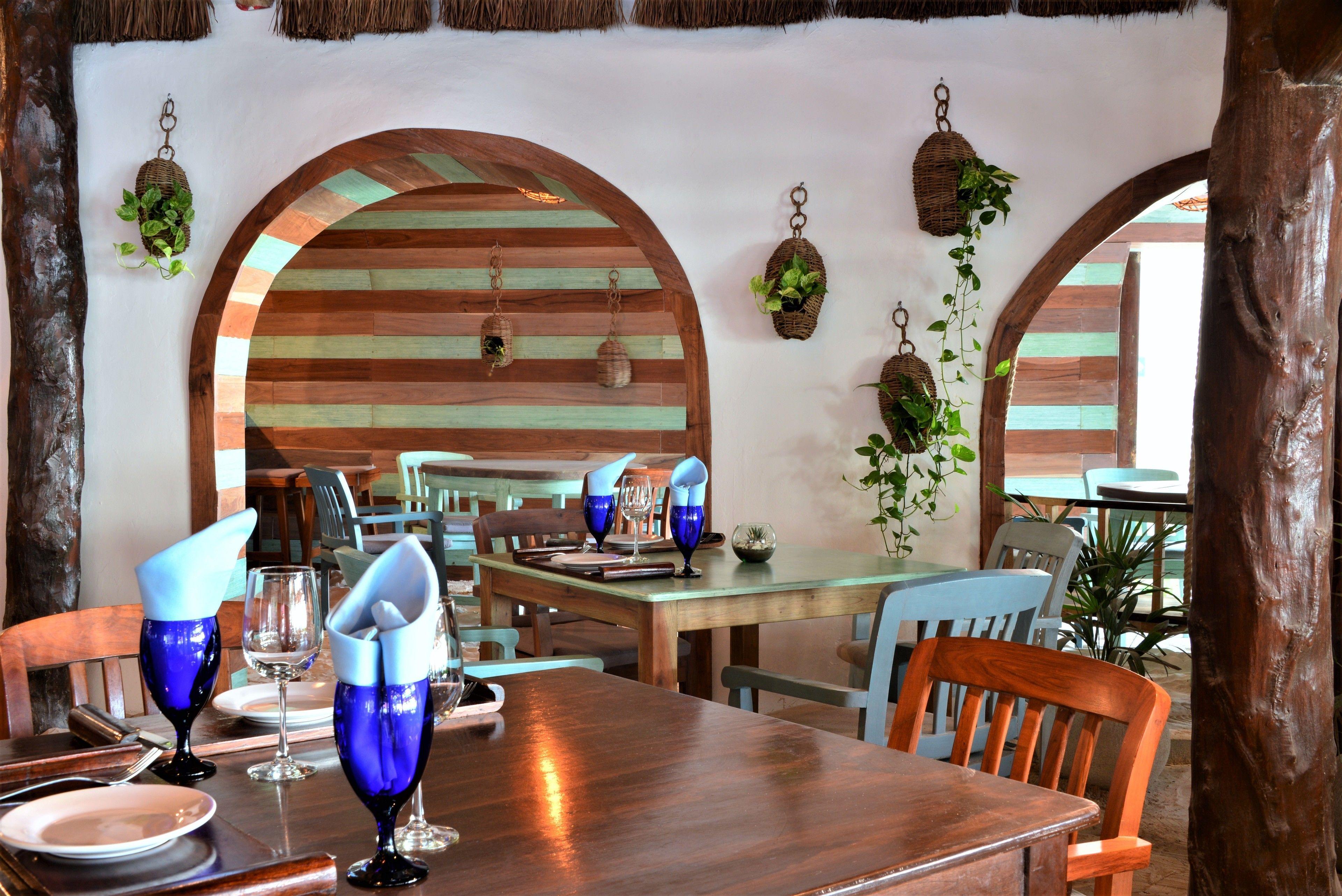 Ana Y Jose & Club Hotel