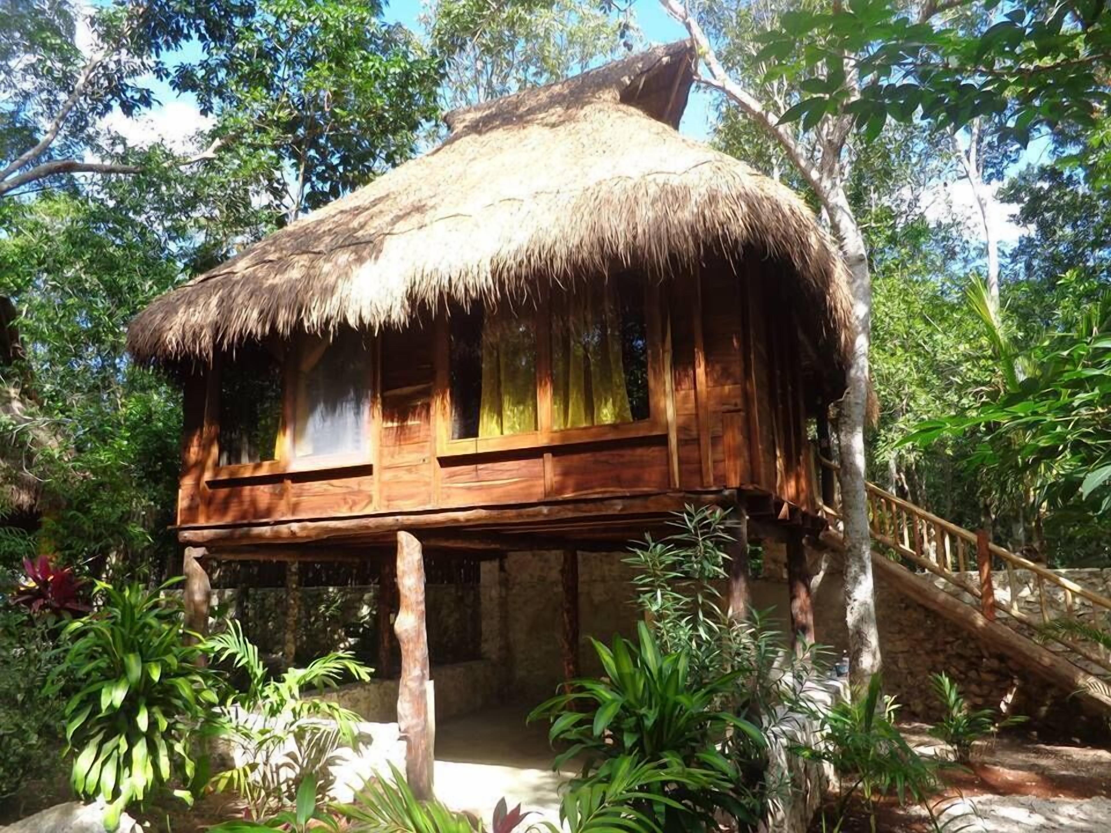 Casa Mango Bed & Breakfast
