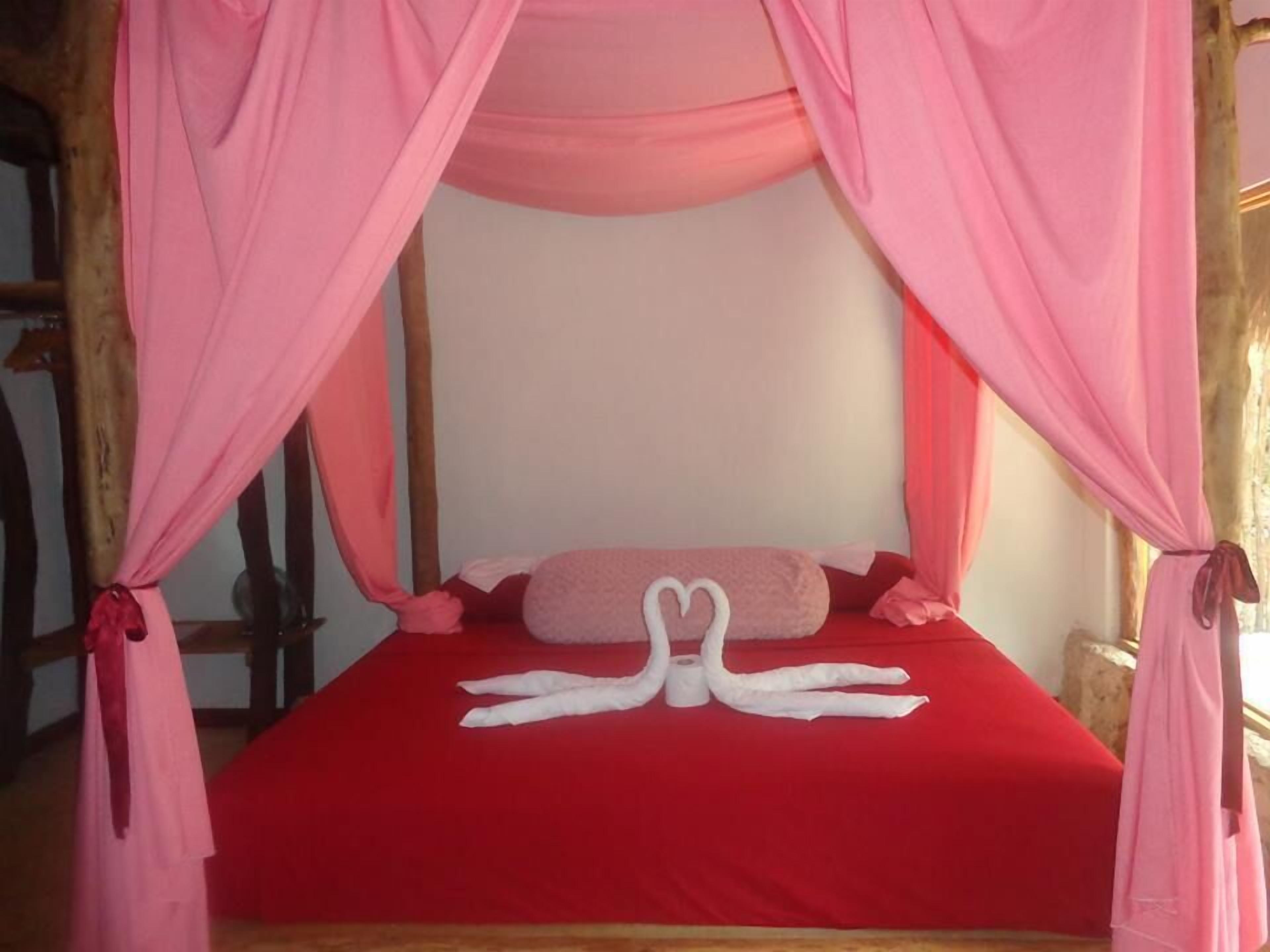 Casa Mango Bed & Breakfast