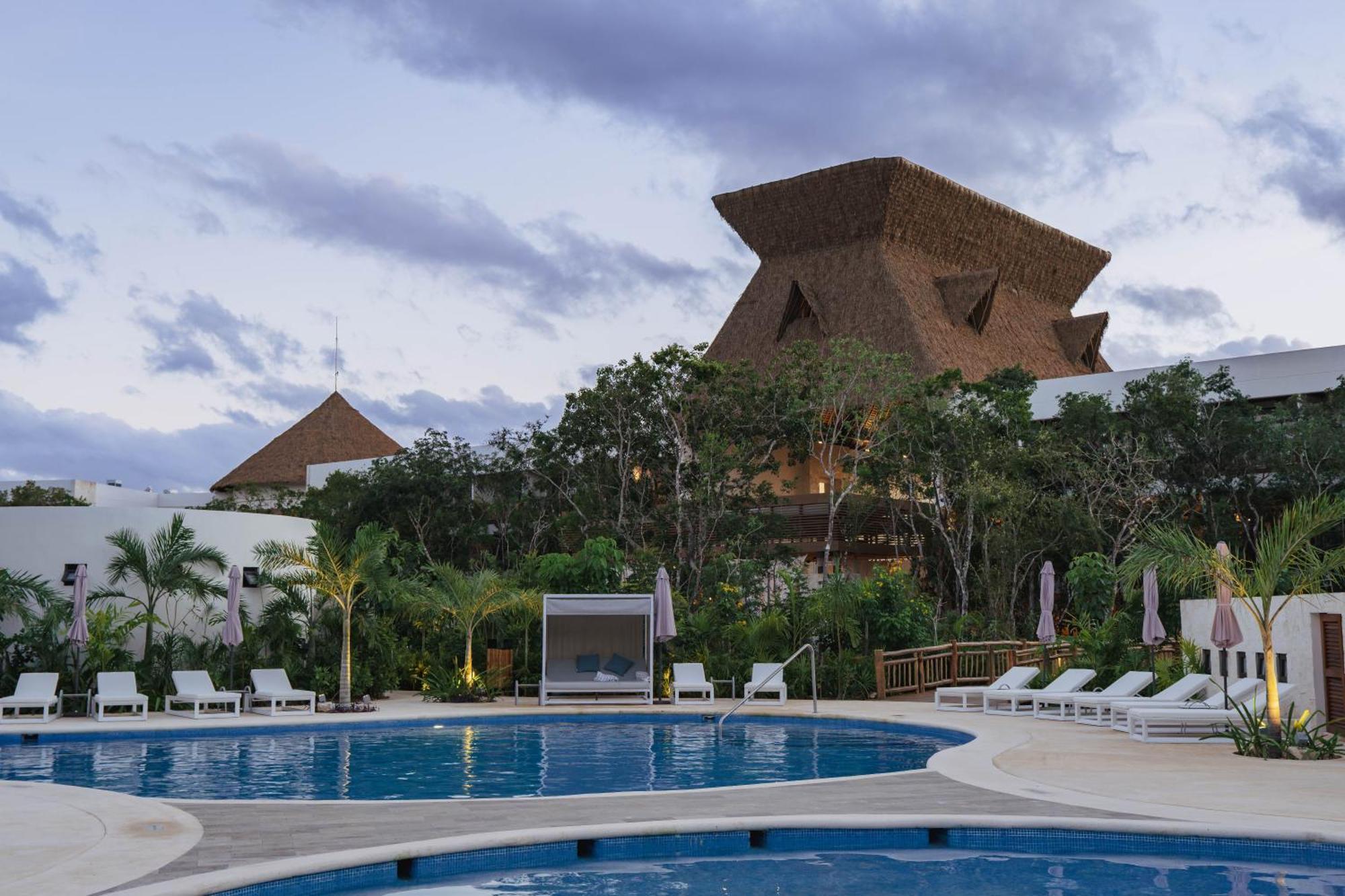 Mundo Maya