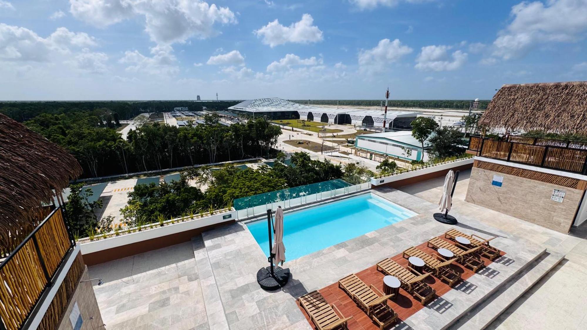 Hotel Mundo Maya Aeropuerto