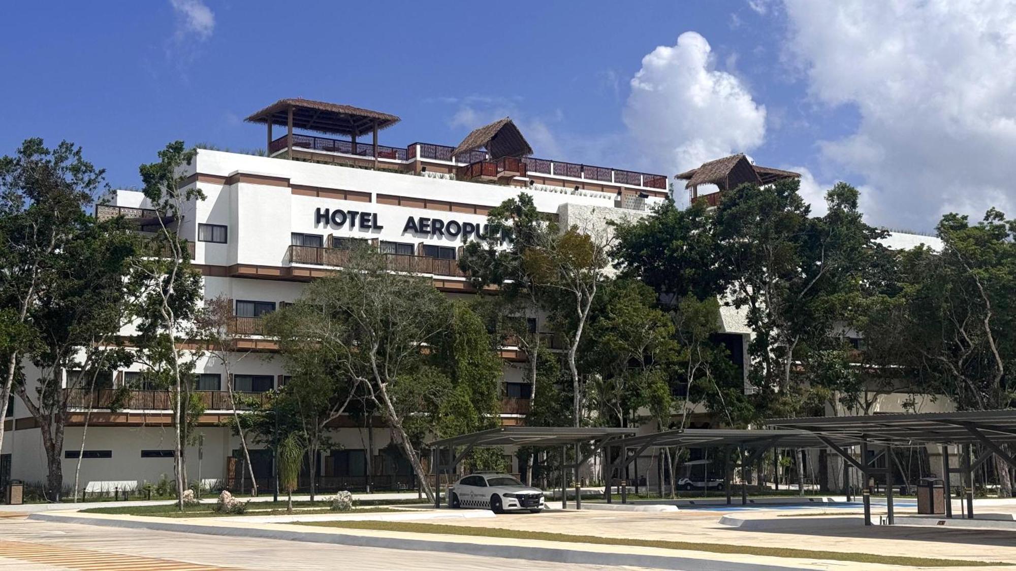 Mundo Maya Aeropuerto Hotel 3*