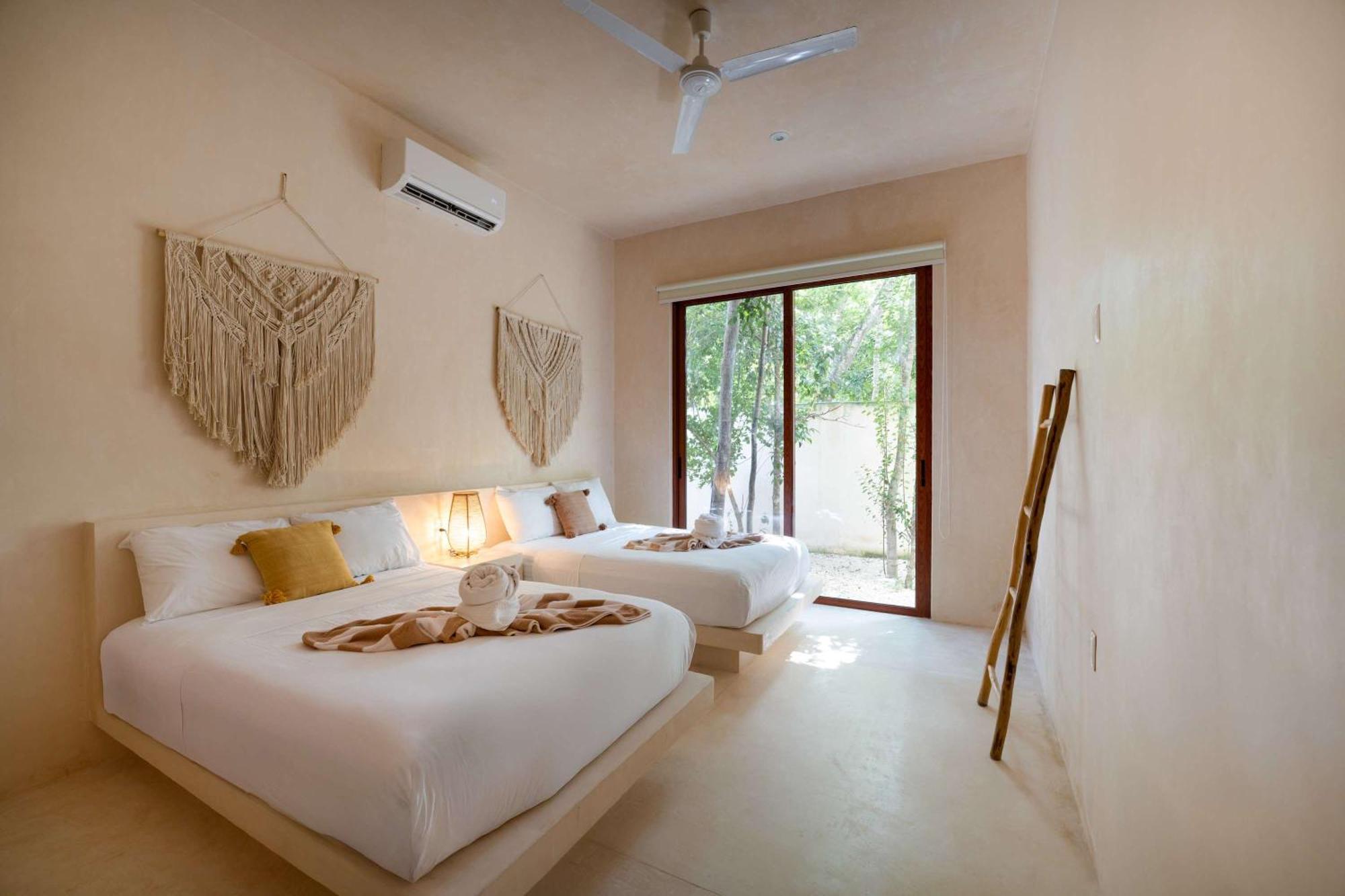 Stylish Ground-floor 3br Haven With Luxe Plunge Pool *